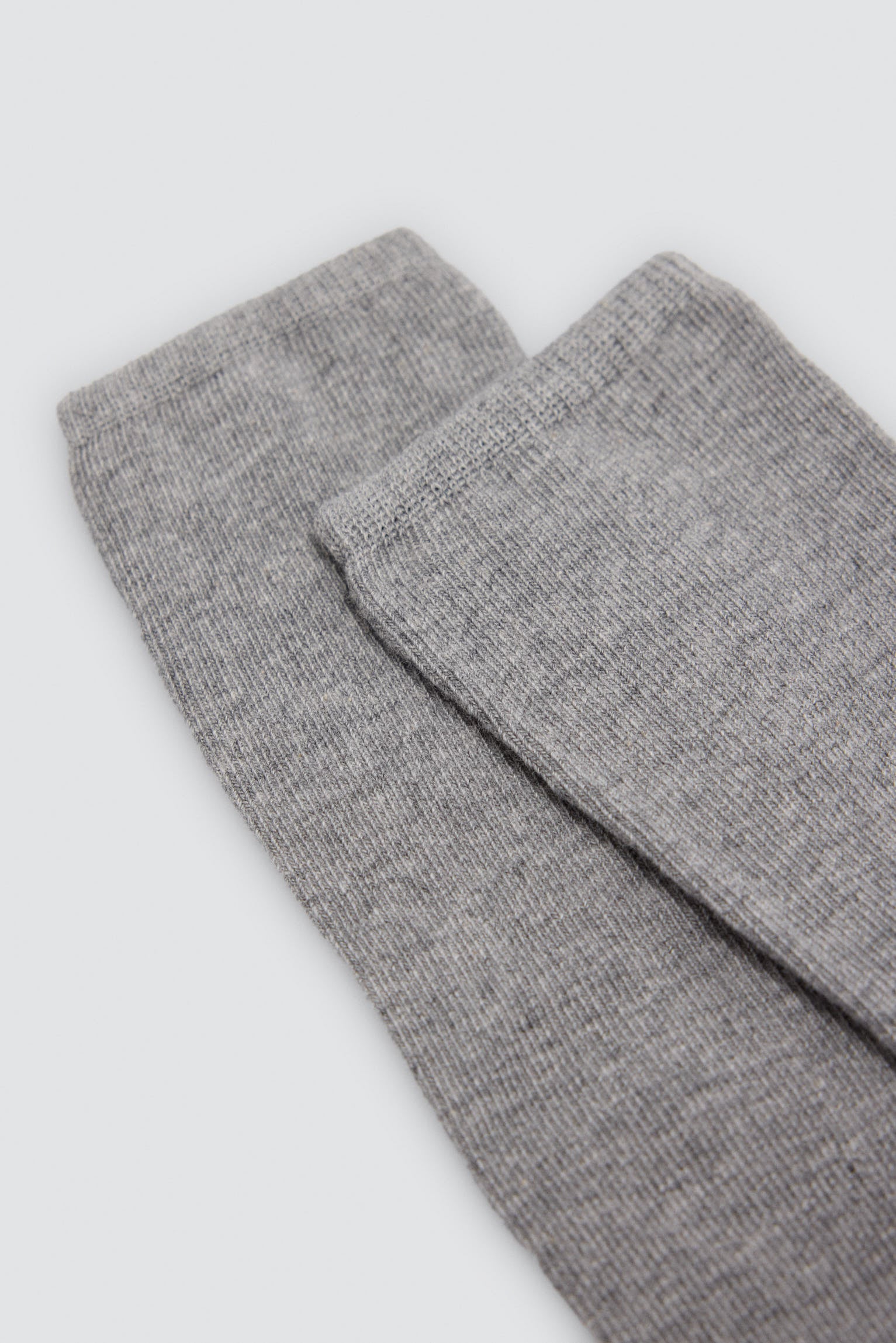 Chaussettes hautes enfant basiques grises