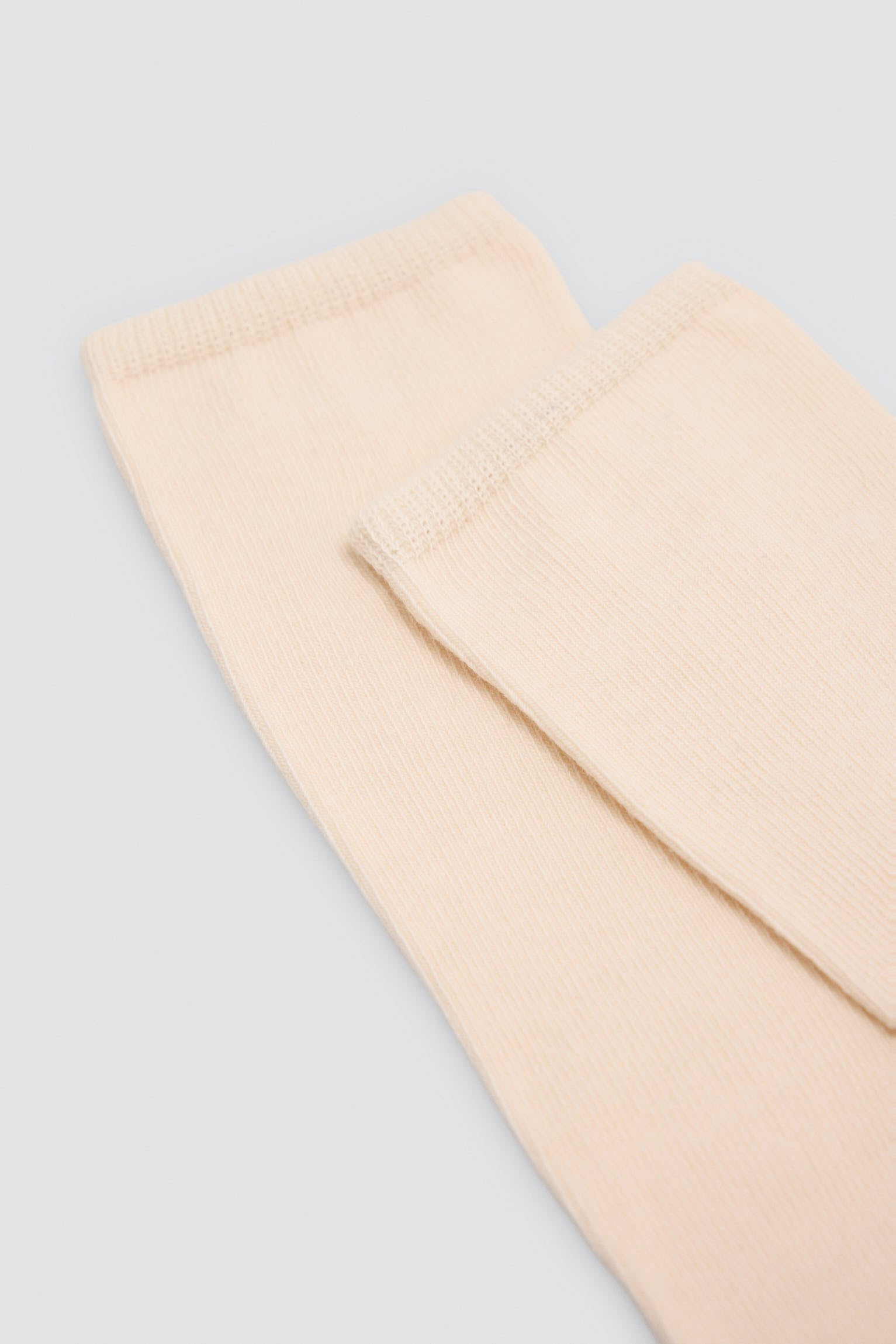 Chaussettes hautes enfant basiques beiges