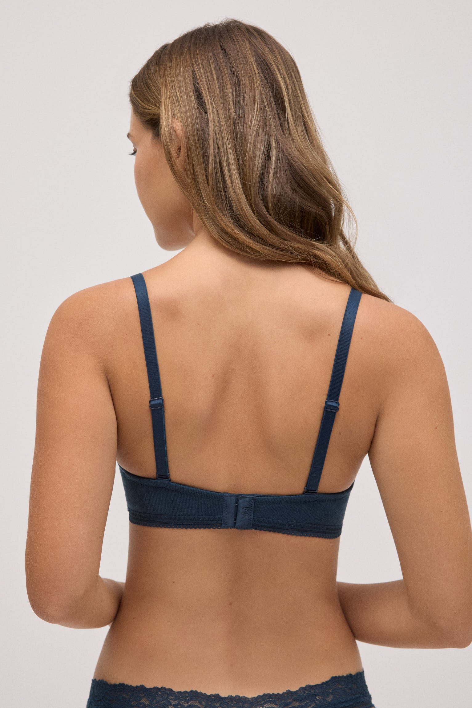 10759-2-sujetador-push-up-canale-con-encaje-marino