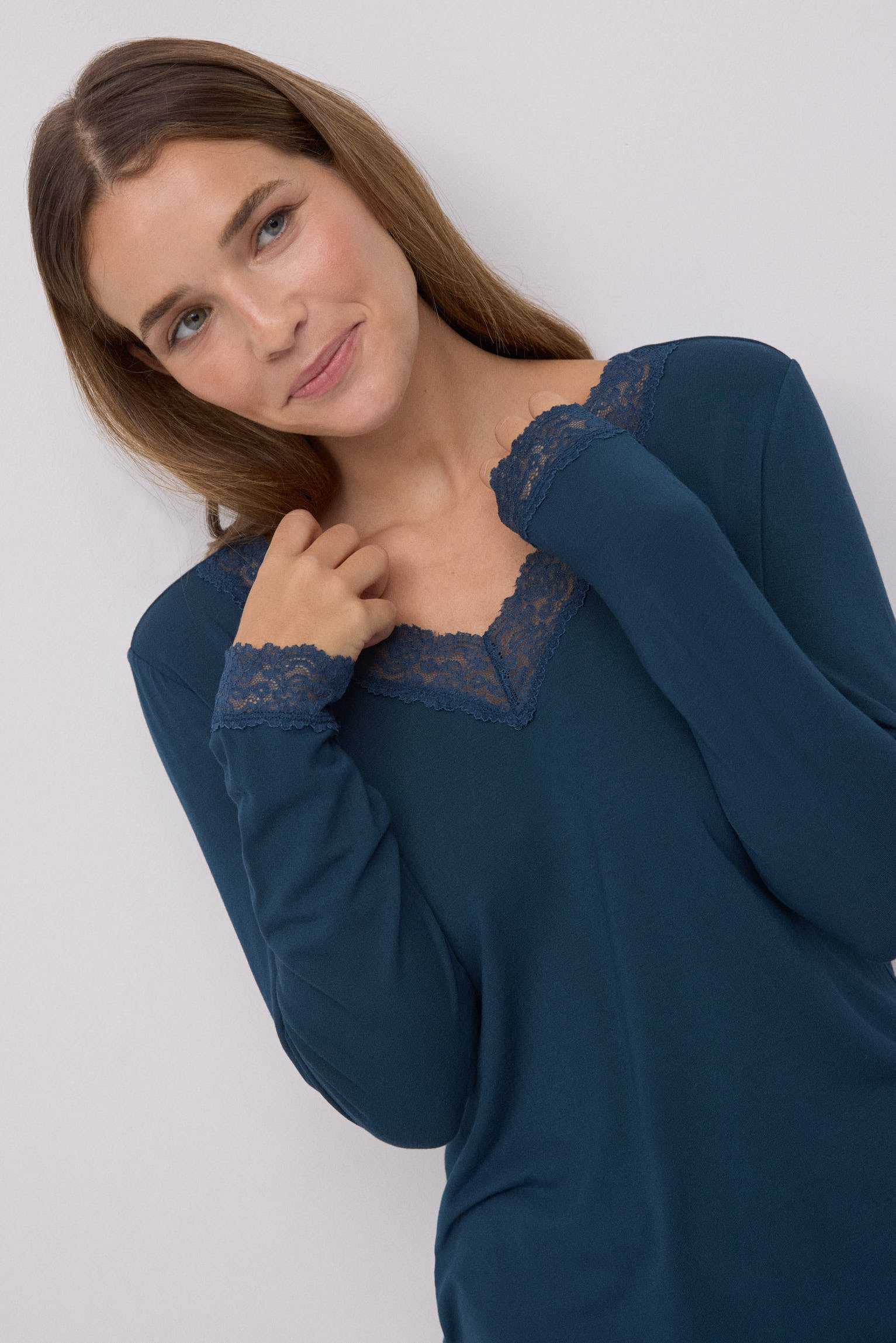 10766-4-pijama-largo-extra-suave-de-modal-jogger-marino