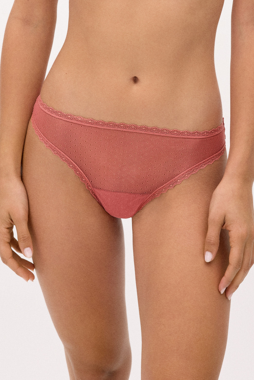Culotte brésilienne rose transparente