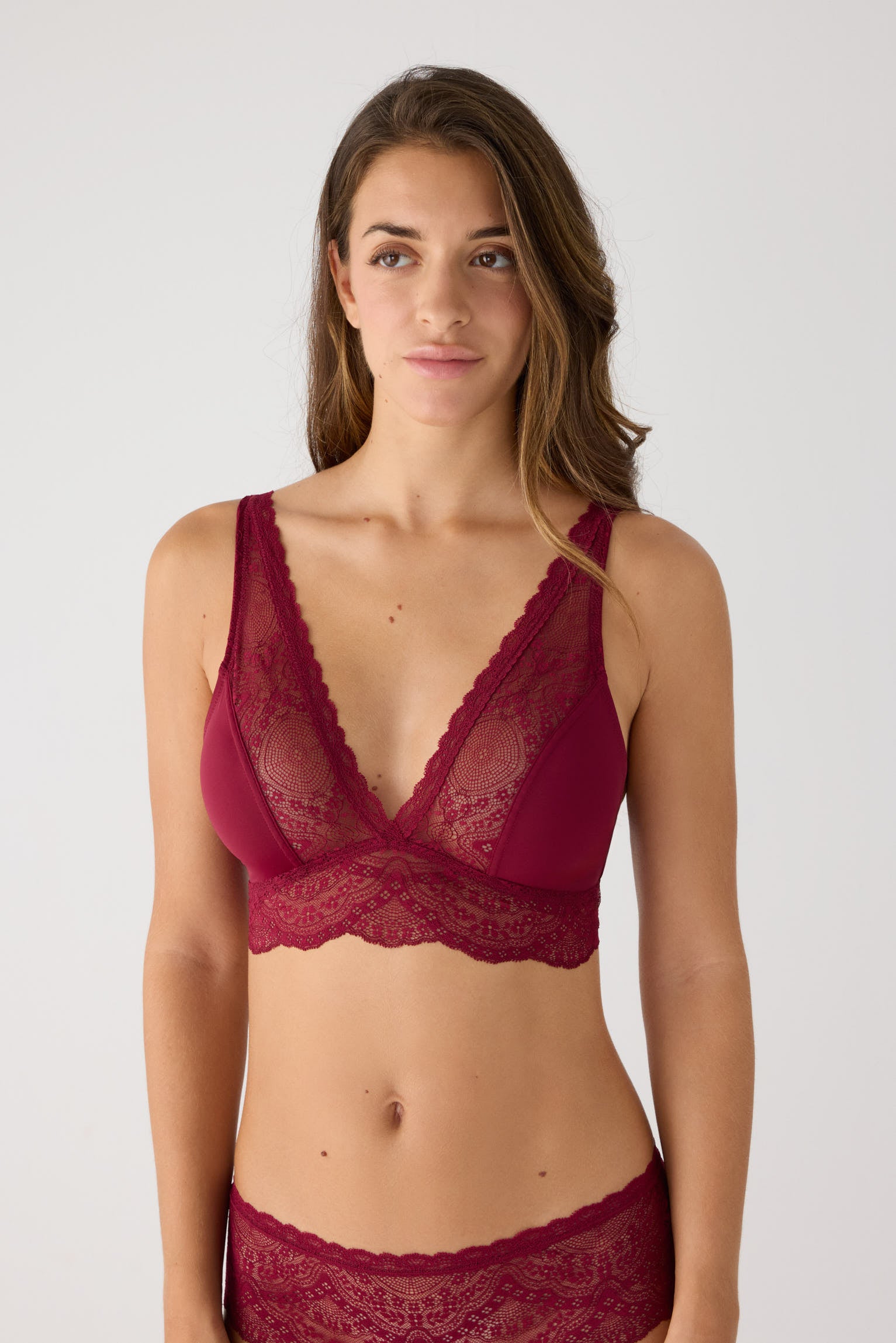 Bralette bordeaux en dentelle | Paula Echevarria Limited Edition