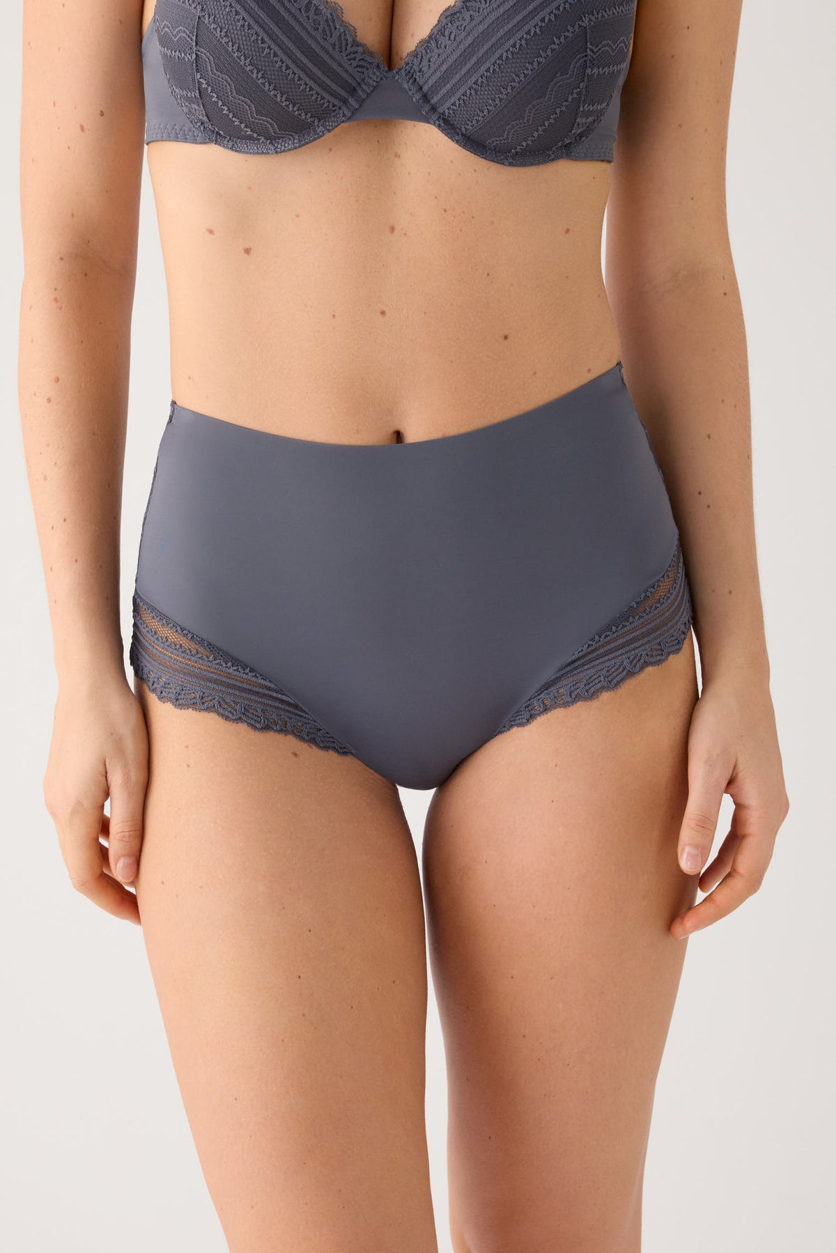 Culotte haute dentelle gris anthracite