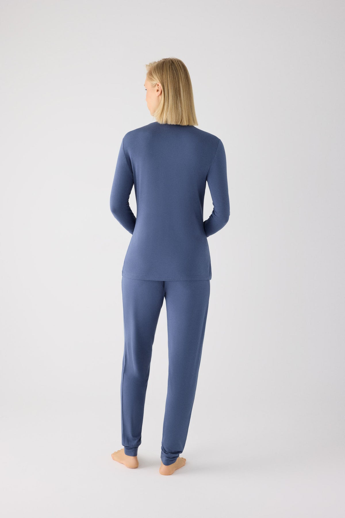Pyjama long femme léger et doux avec pantalon jogger bleu
