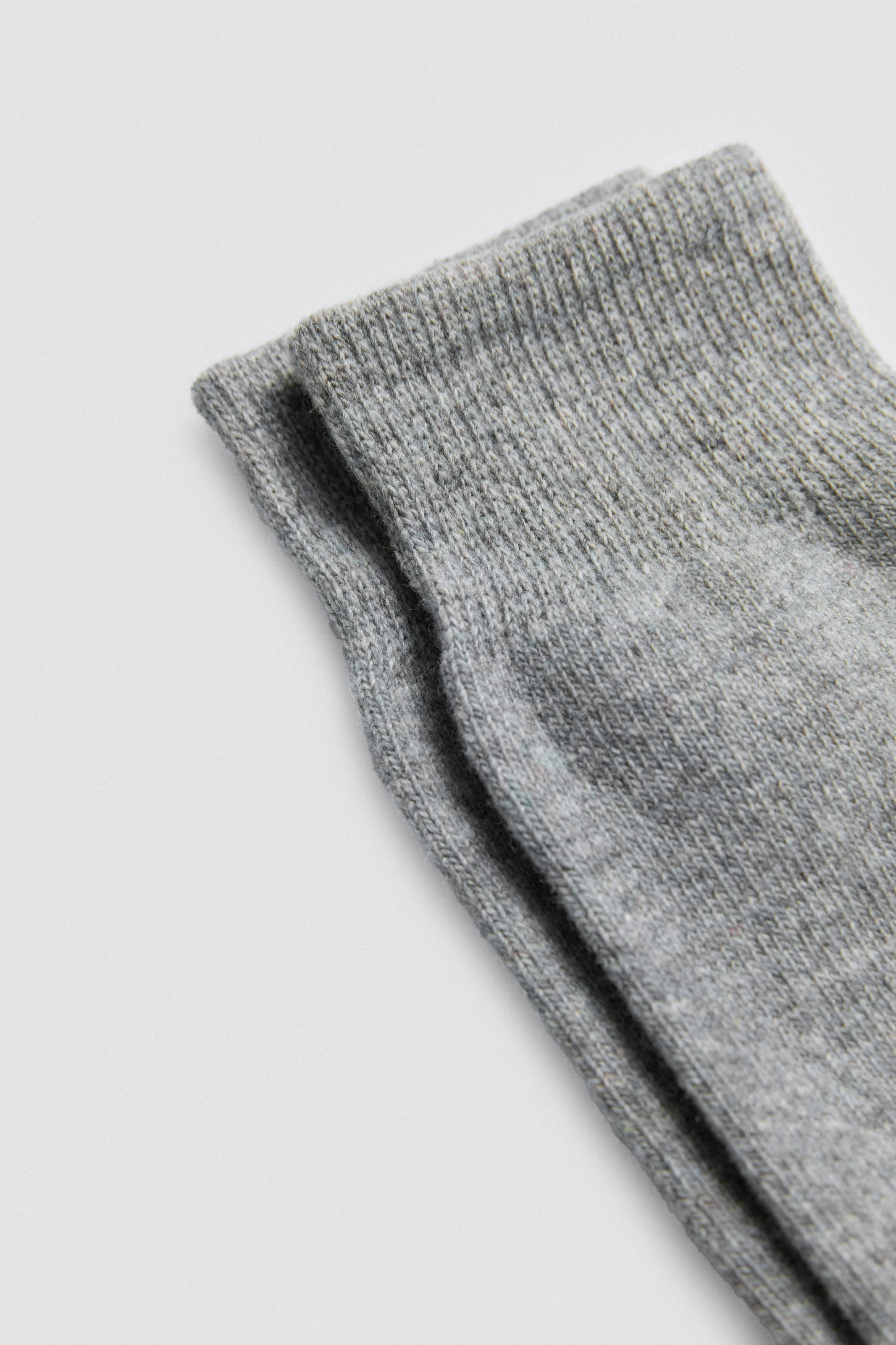 Lot de 3 chaussettes en laine de couleur foncée