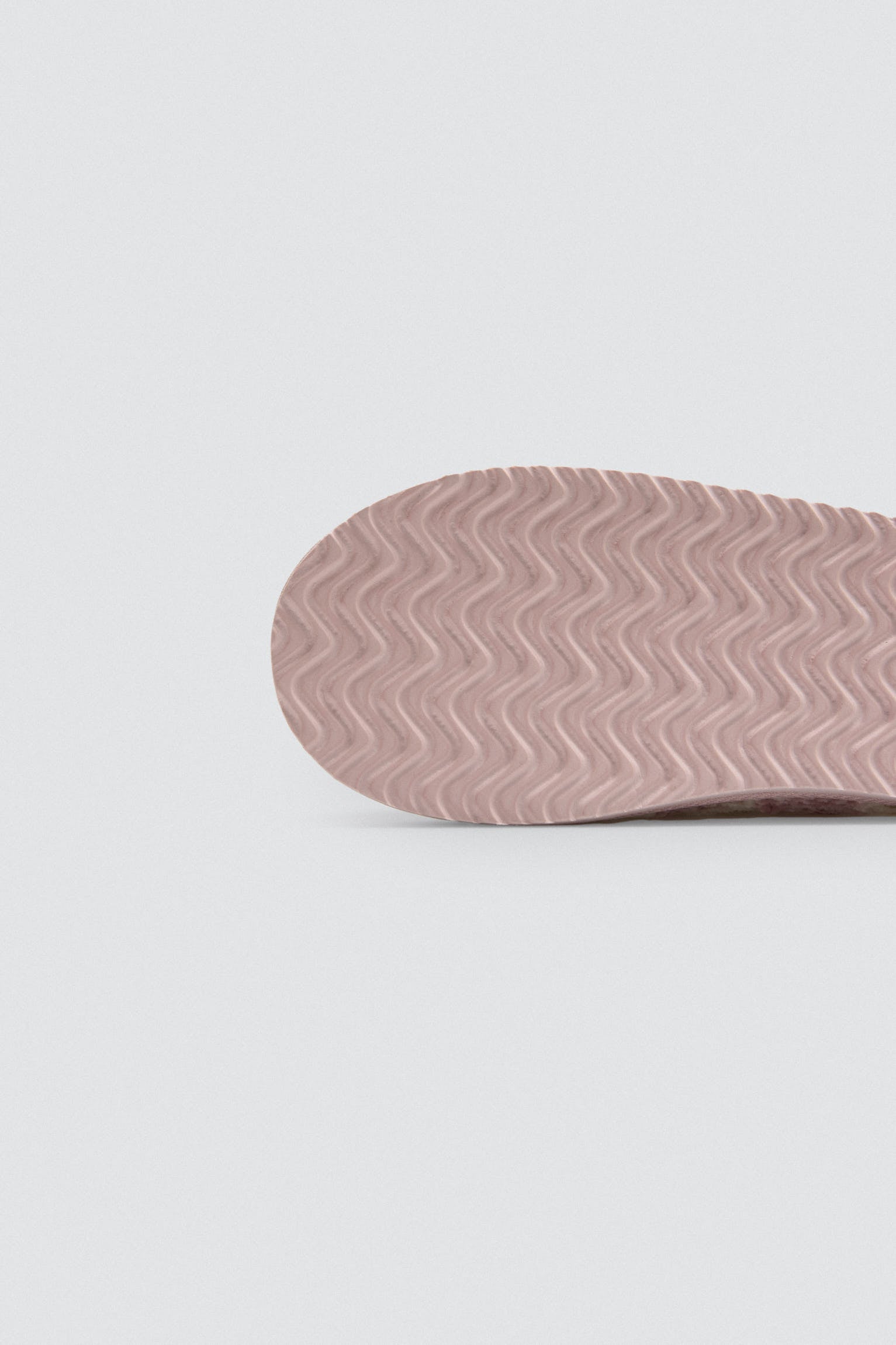 14146-4-zapatillas-casa-estampado-etnico-rosa