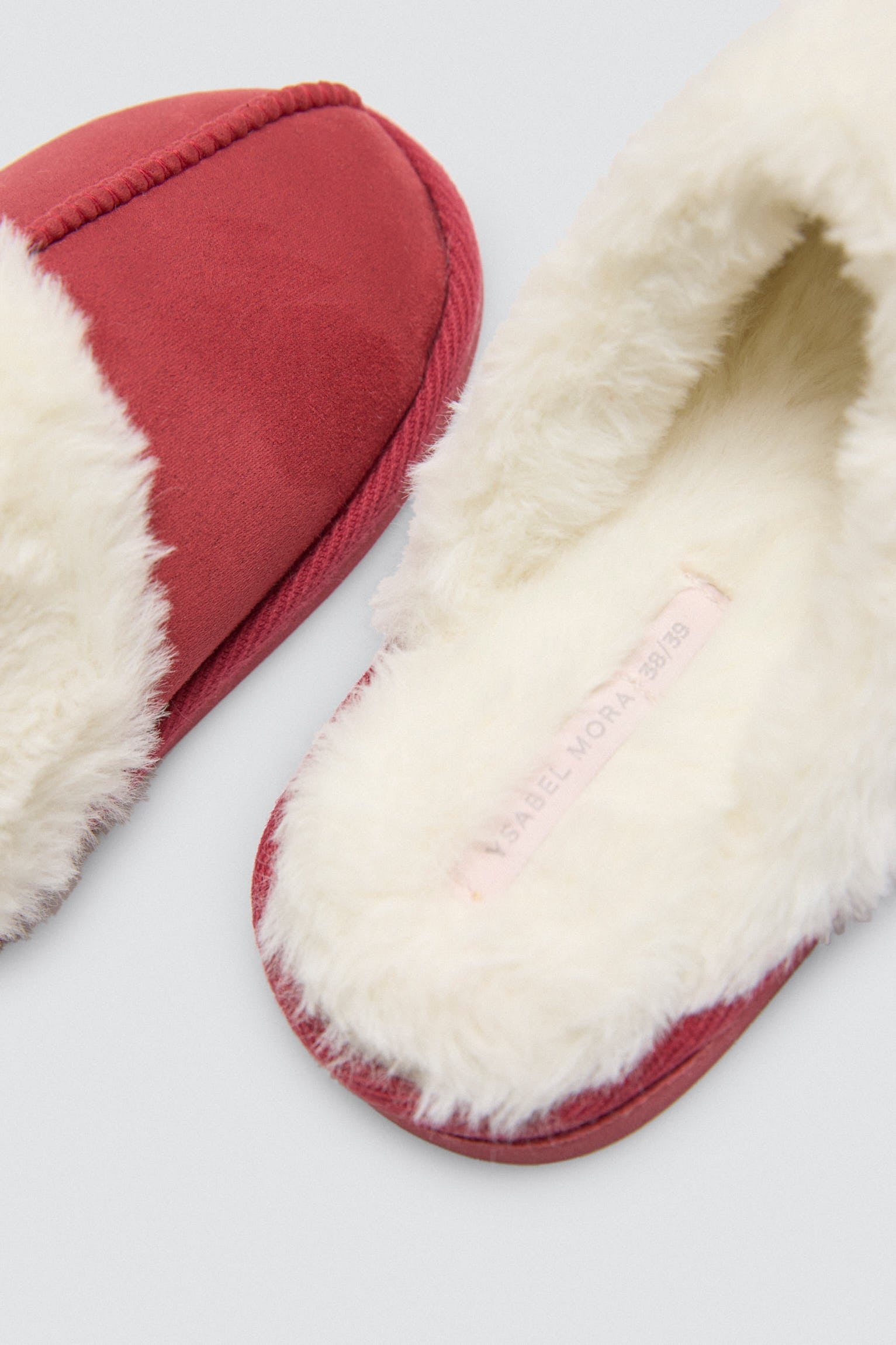 14174-4-zapatillas-de-casa-pelo-rojo