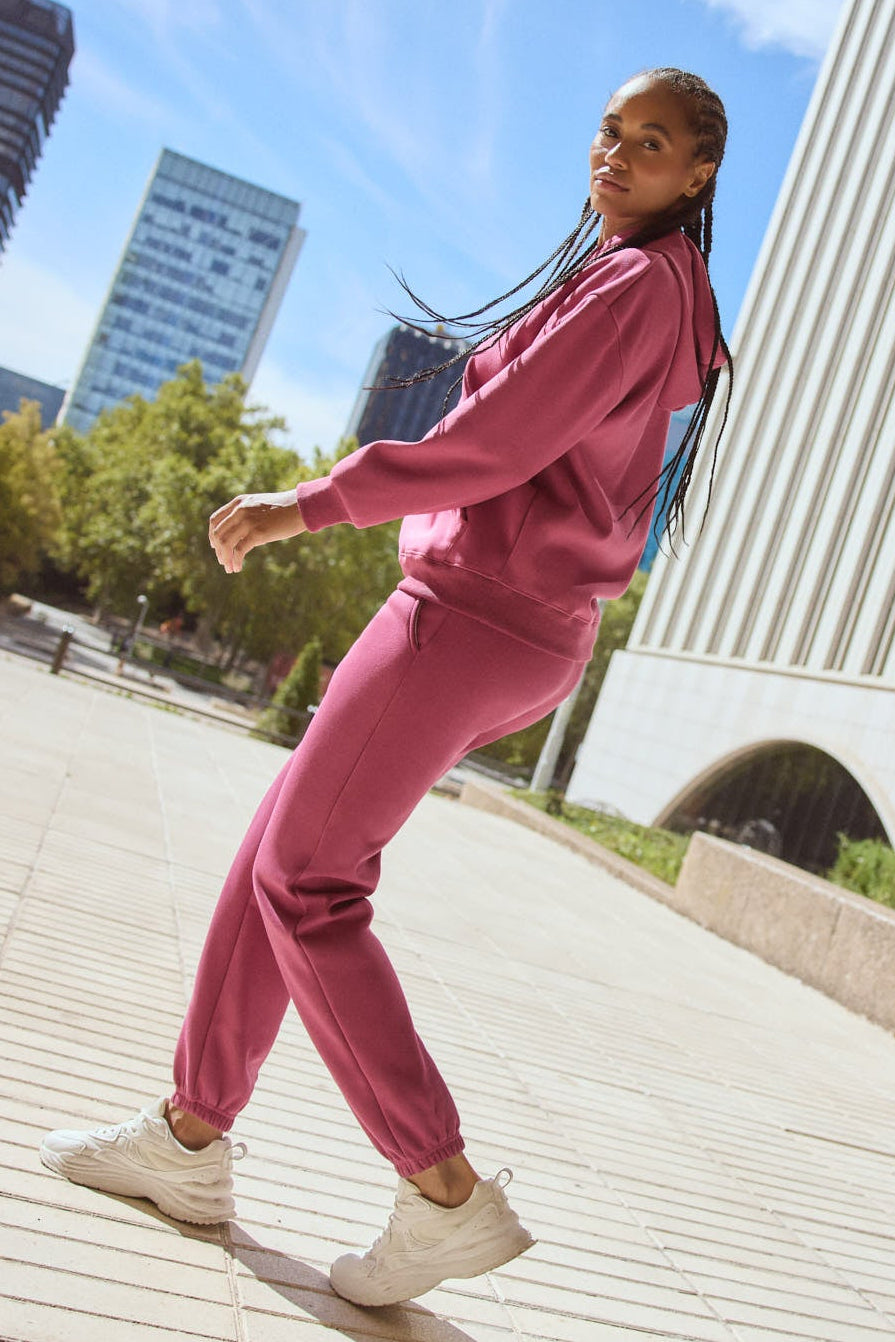 Ensemble de survêtement femme rose molletonné sweat à capuche et jogger