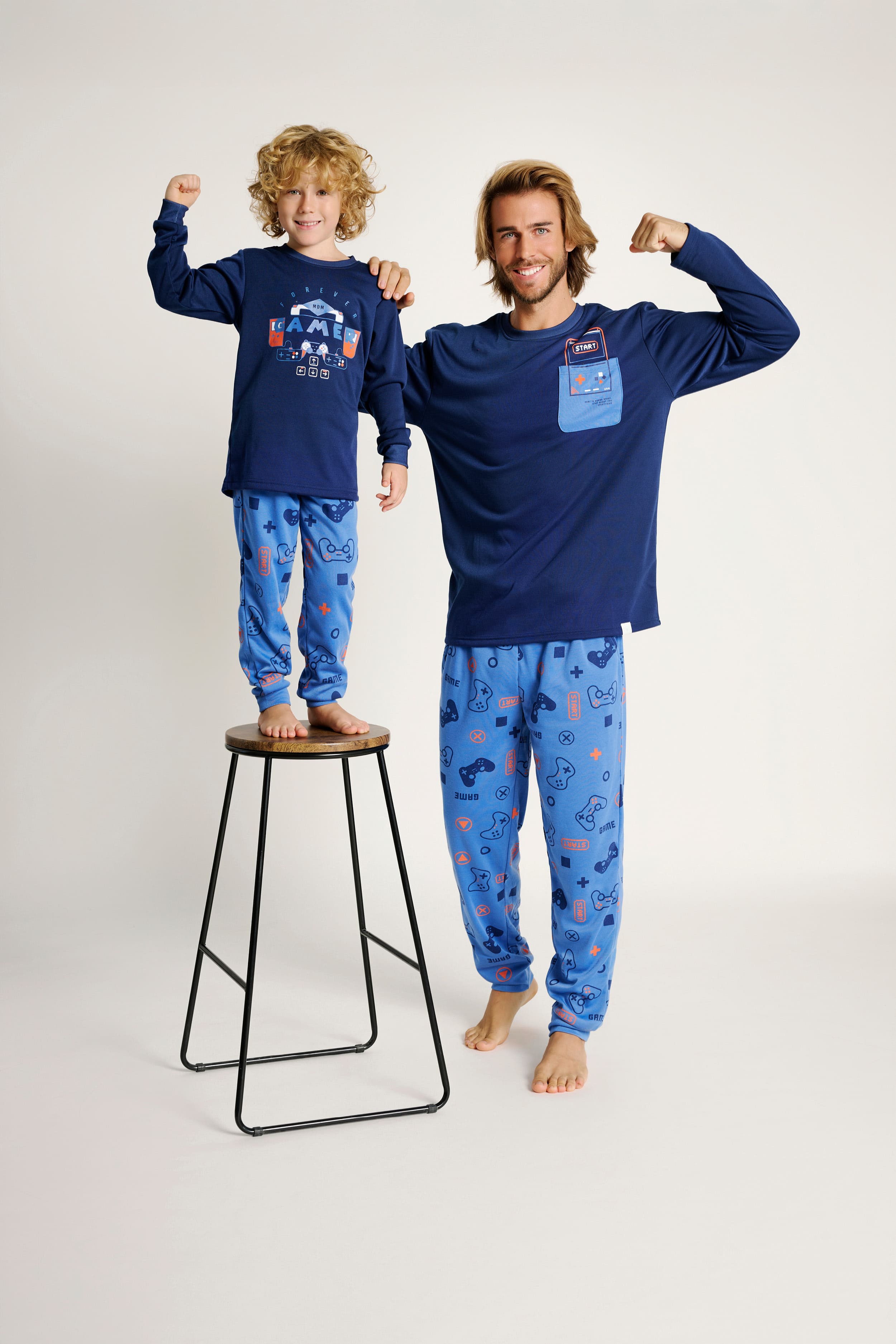 19011000-2-pijama-juvenil-estampado-gamer
