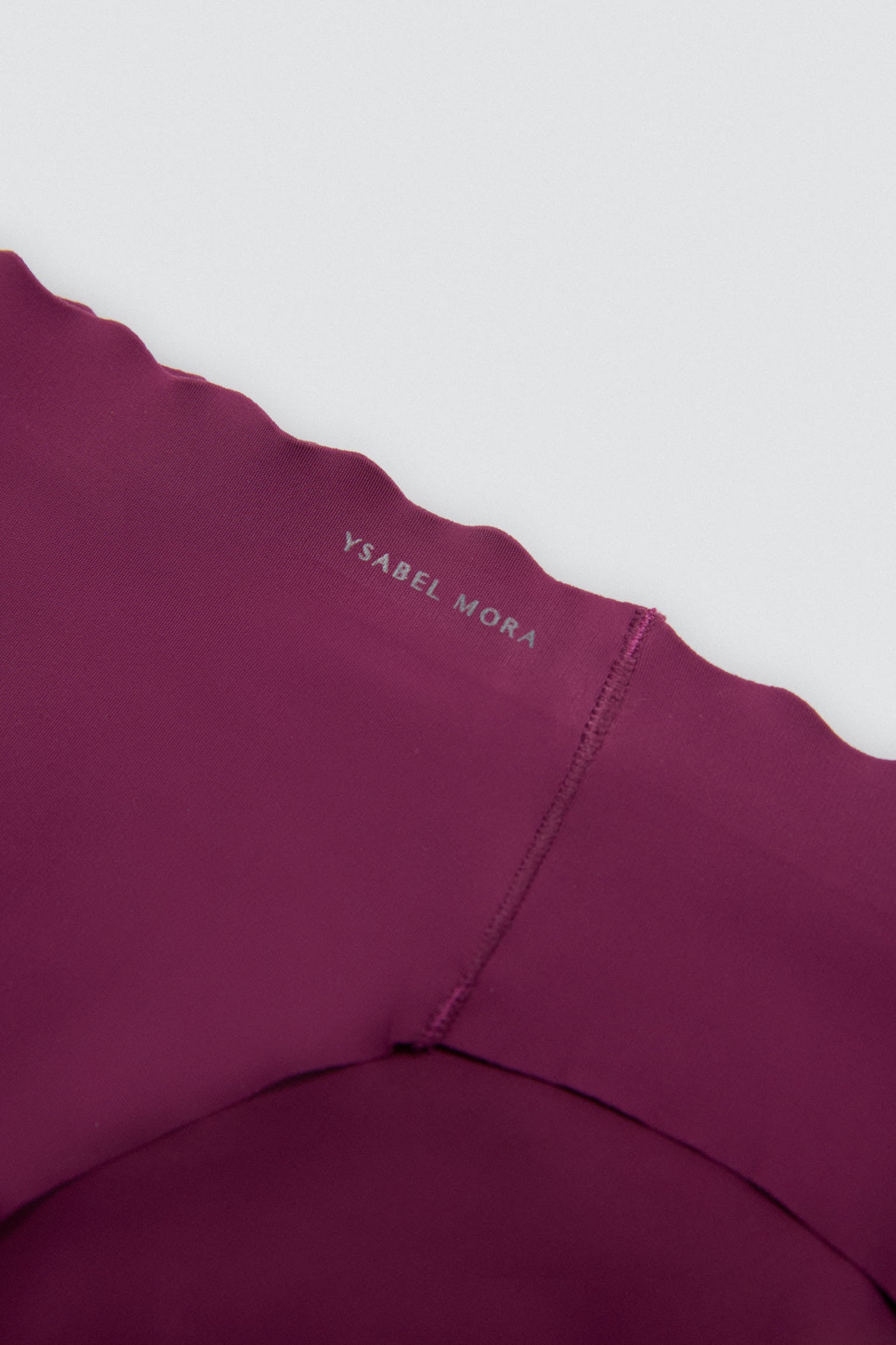Braga mini laser bordeaux