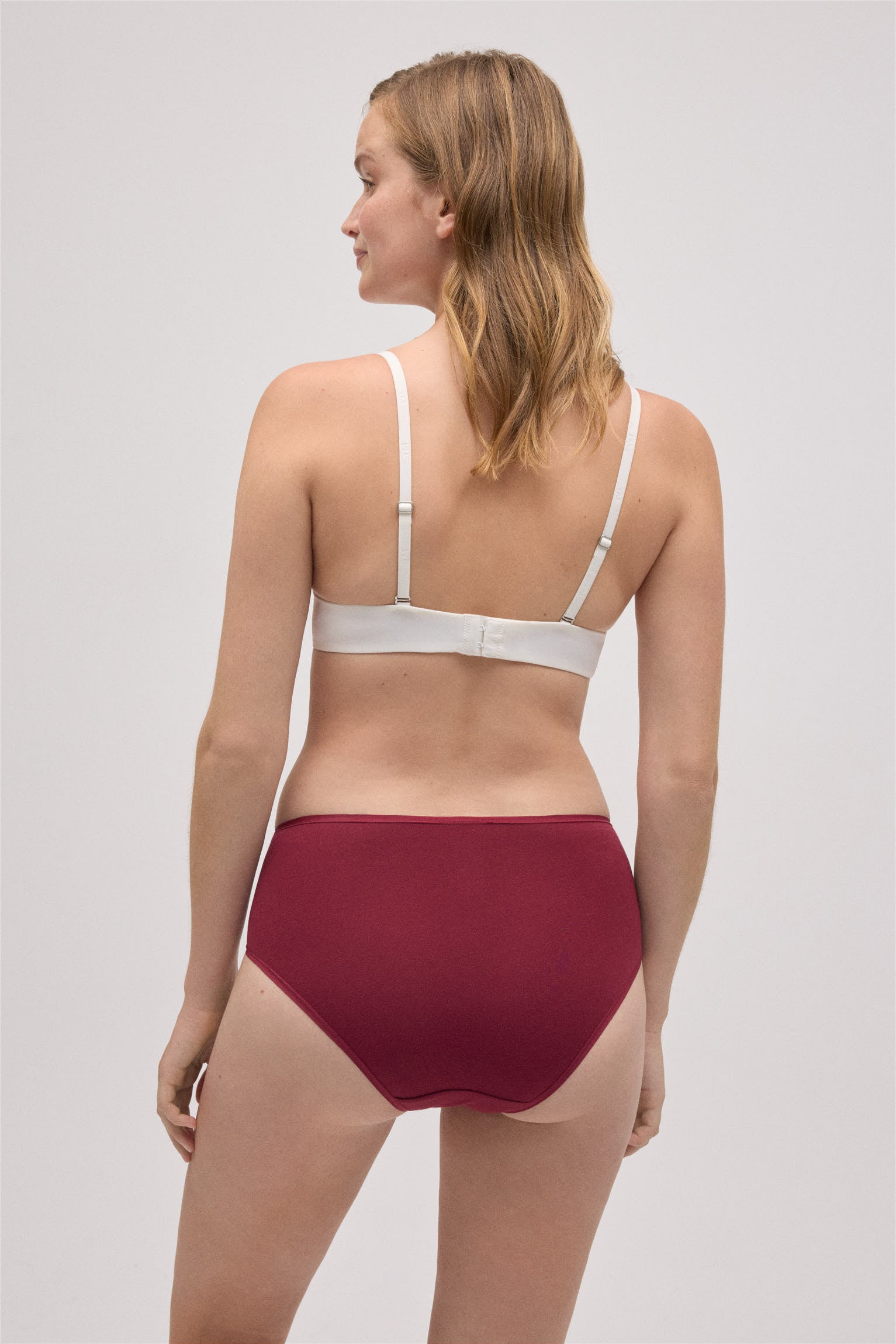 Lot de 4 culottes taille haute basiques en coton