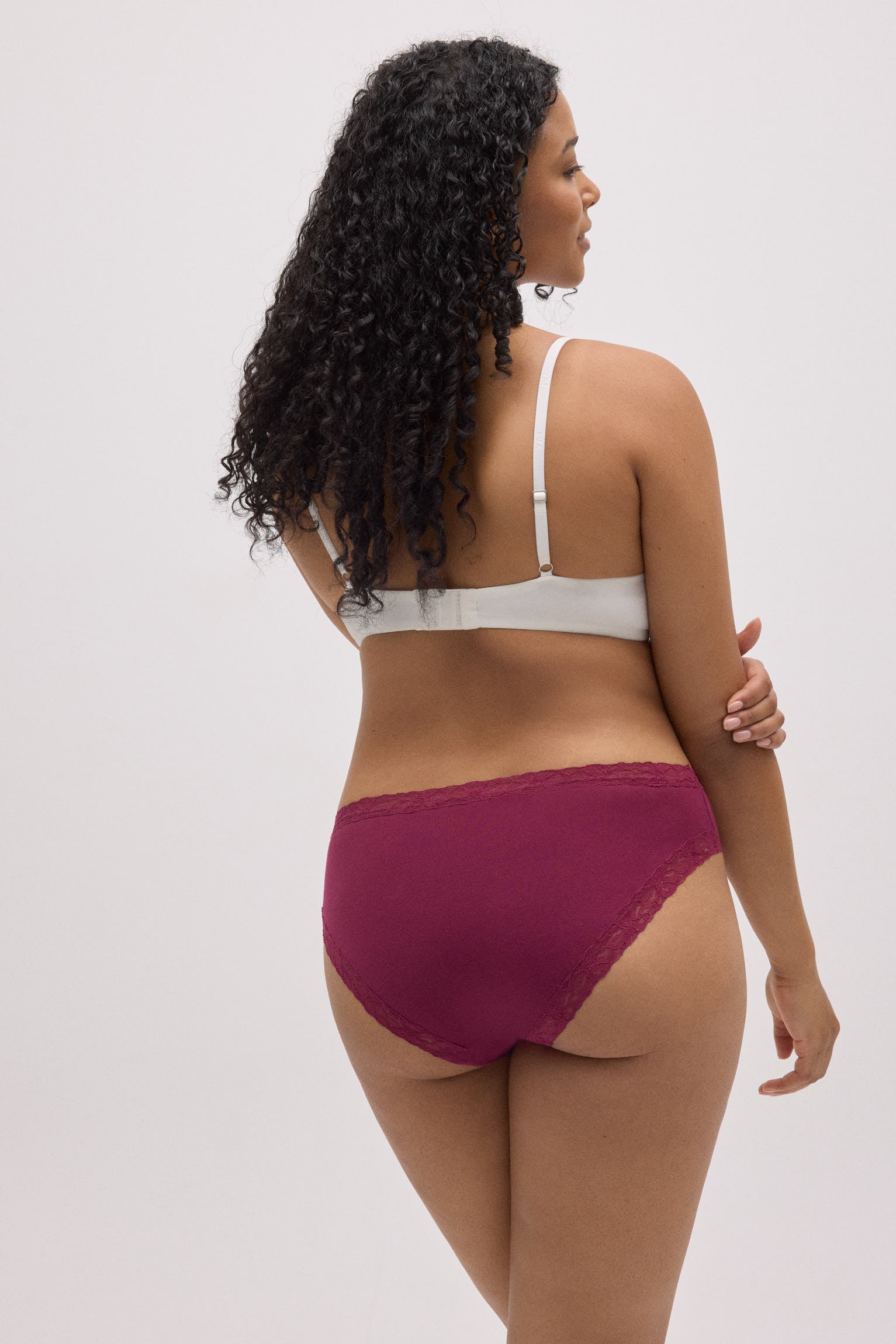 19478-2-braga-midi-detalles-encaje-granate