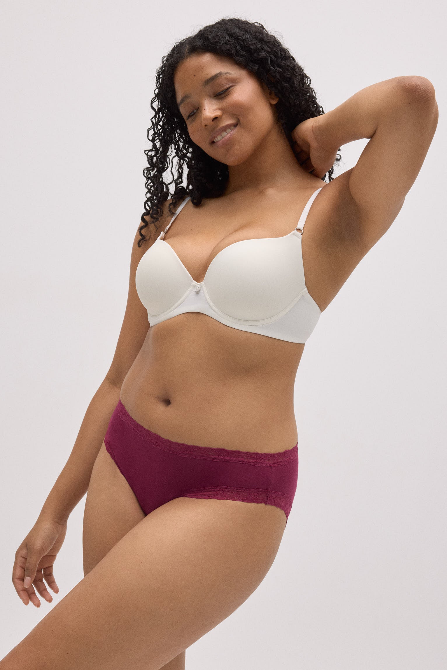 19478-3-braga-midi-detalles-encaje-granate