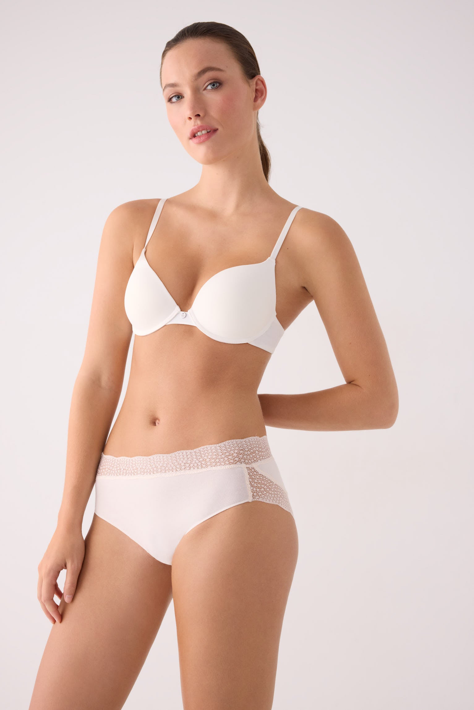 Culotte midi en coton à bordure dentelle ivoire