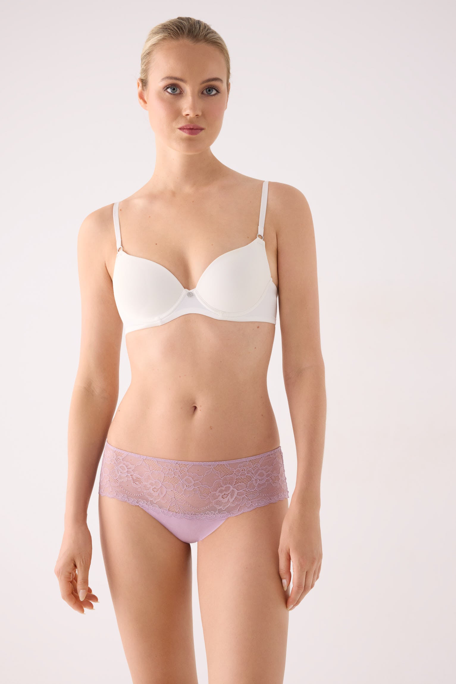PRÉCOMMANDE Culotte hipster brésilienne coton découpé au laser avec dentelle rose