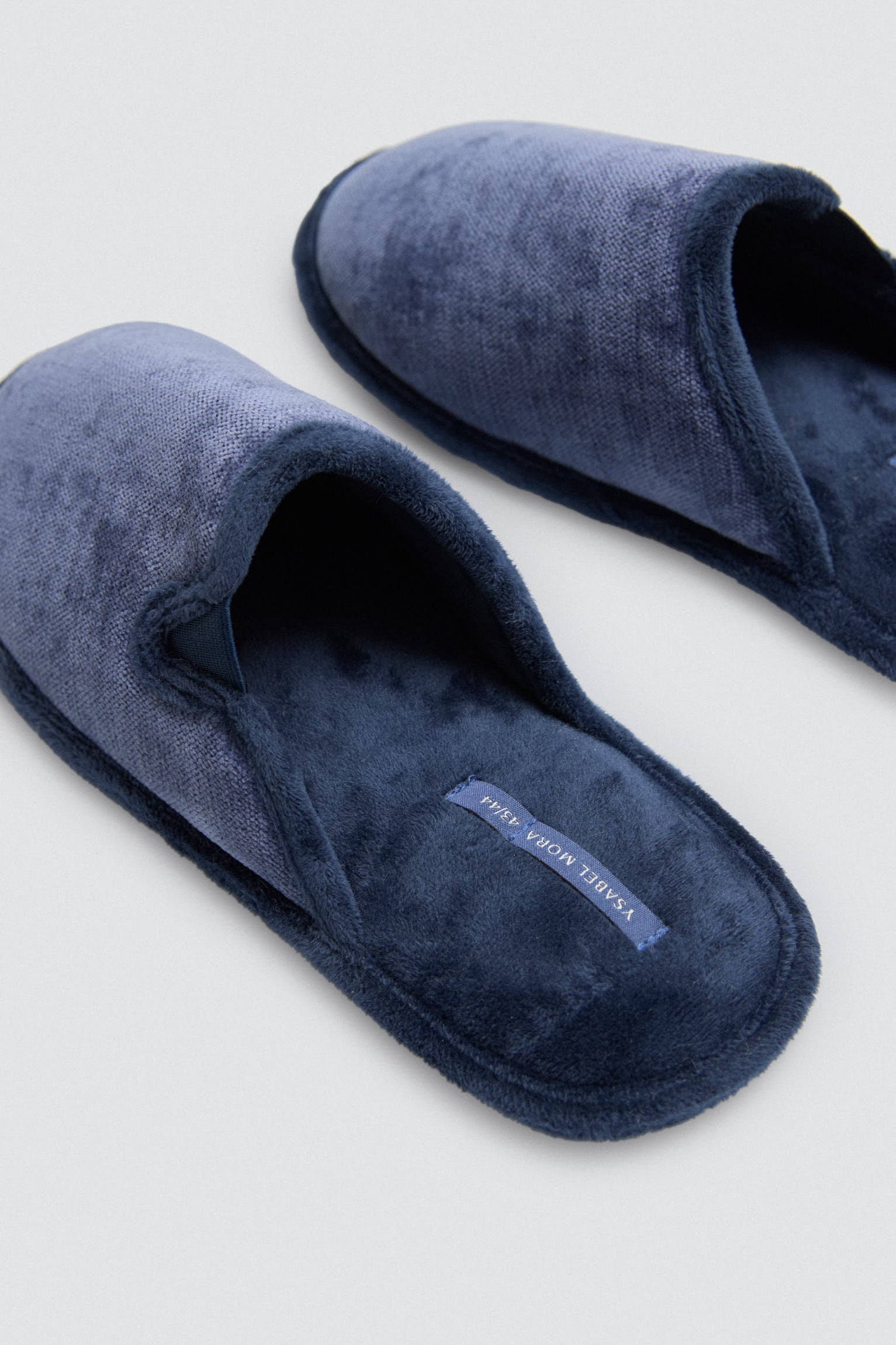 24077-5-zapatilla-de-casa-basica