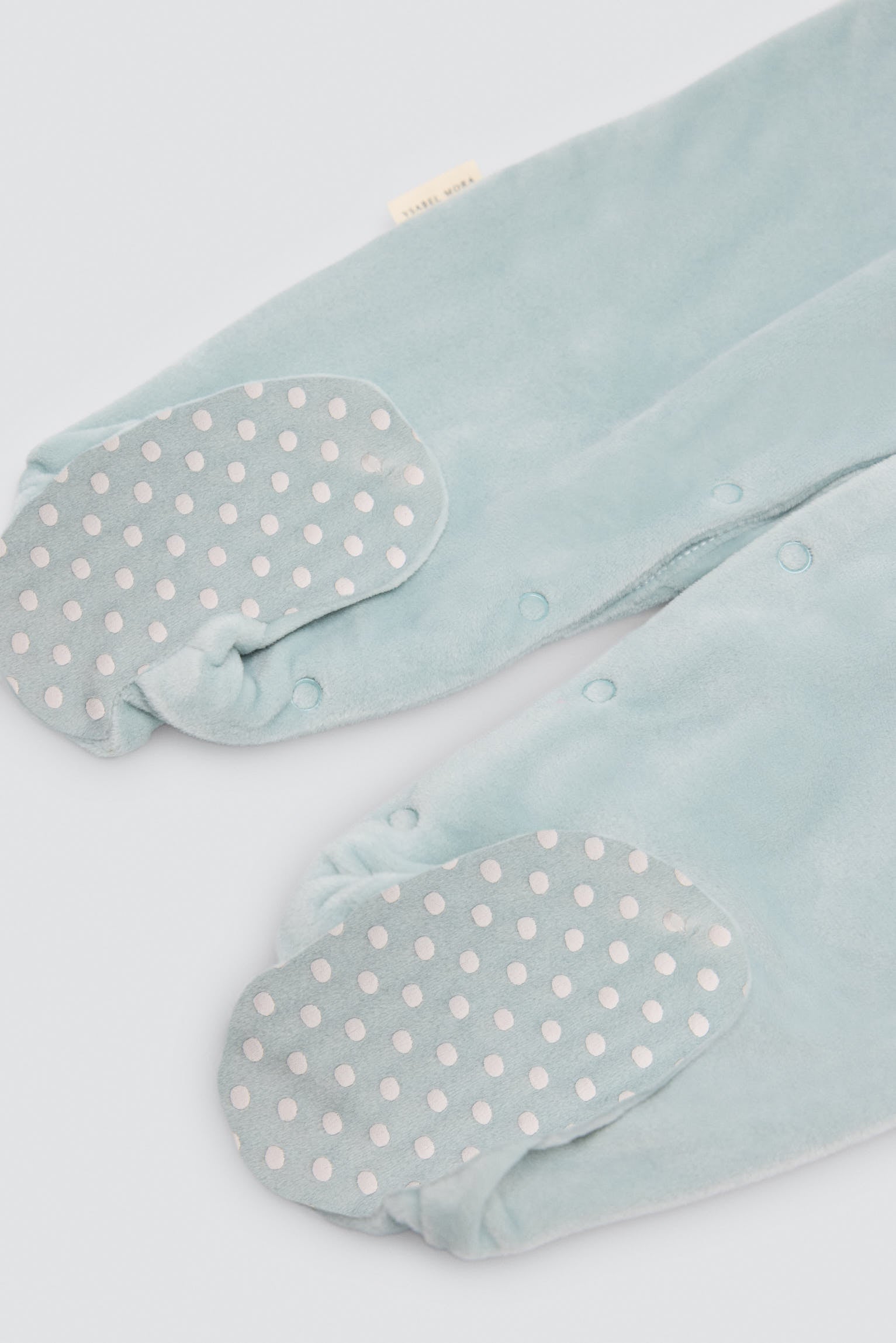 Pelele bebé terciopelo detalles bordados Love - Ysabel Mora