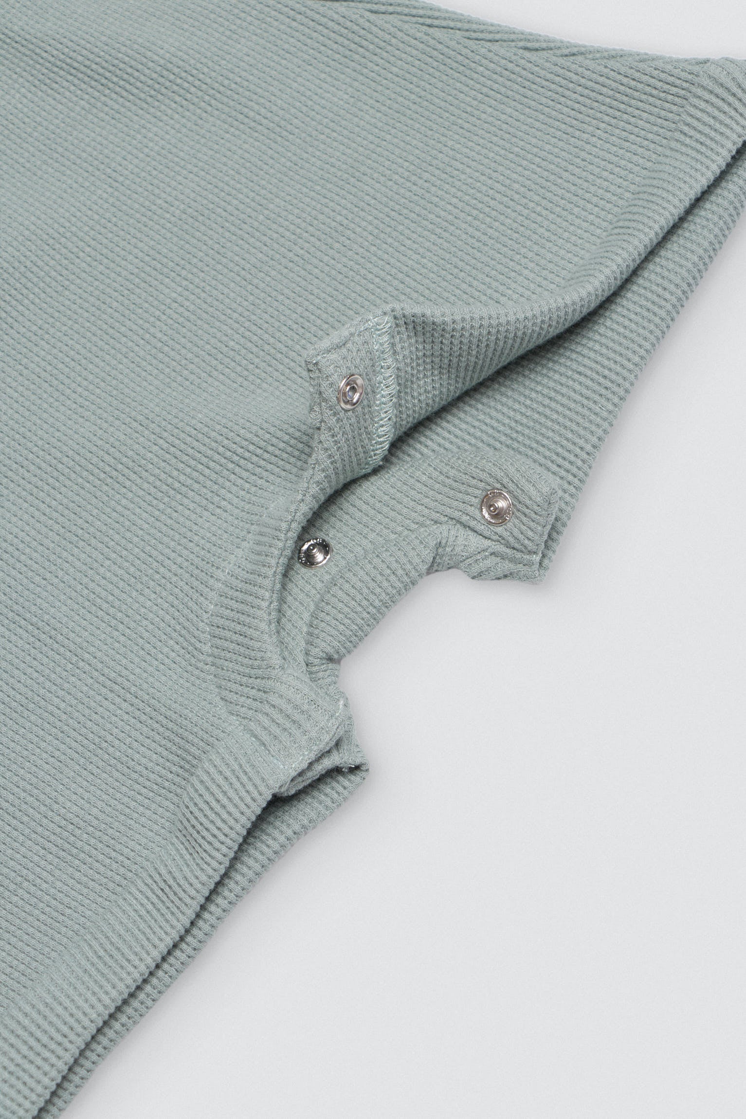 25578-5-conjunto-bebe-manga-corta-nino-ysabel-mora-verde