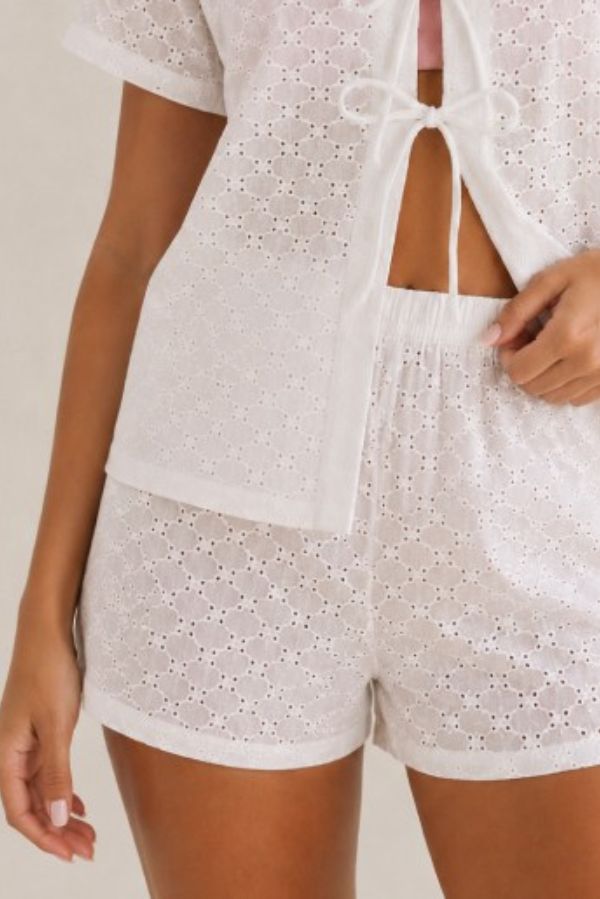 short en coton blanc brodé