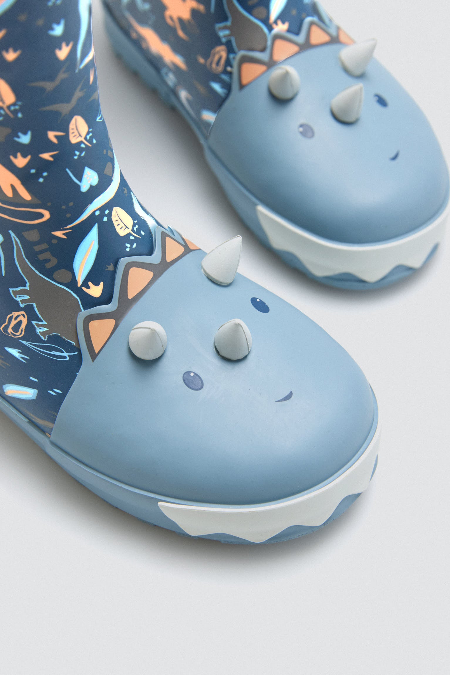 46015-4-botas-de-agua-infantiles-dino