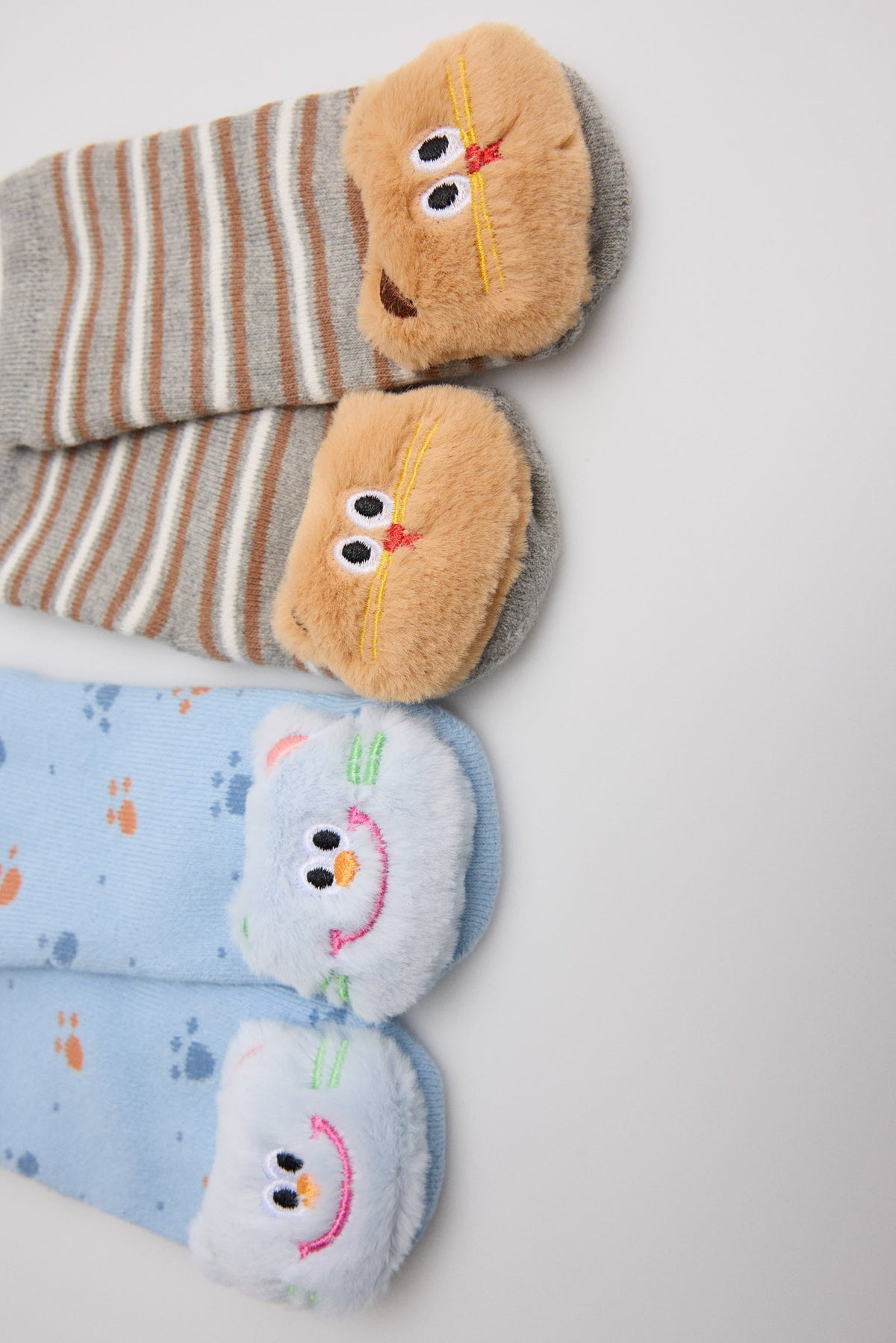 Lot de 2 chaussettes thermiques antidérapantes sensorielles bébé chatons
