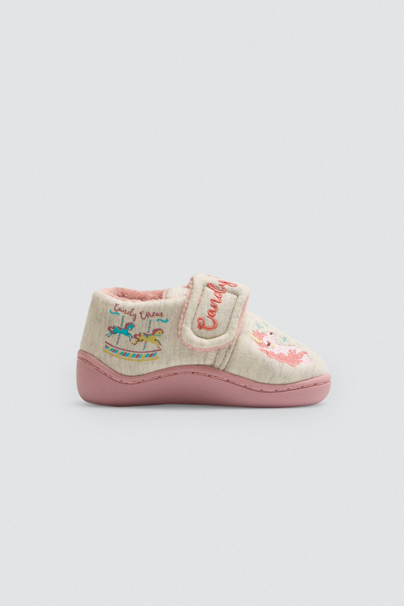 54037-1-zapatillas-de-bebe-velcro-estampado-unicornios