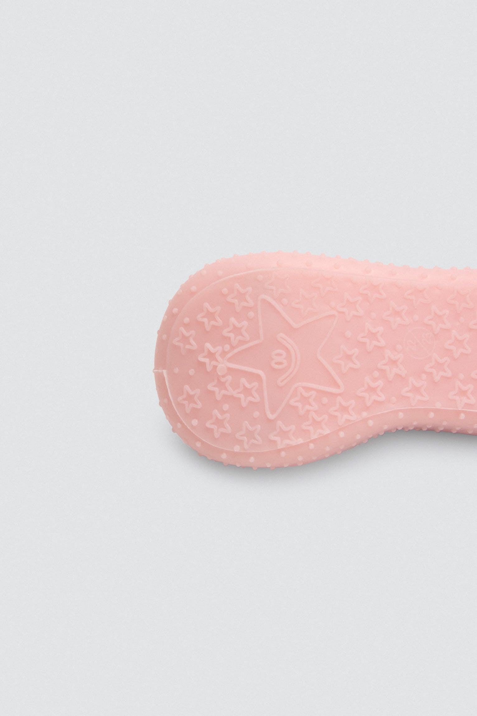 54038-4-zapatilla-calcetin-estampado-arcoiris-y-estrellas