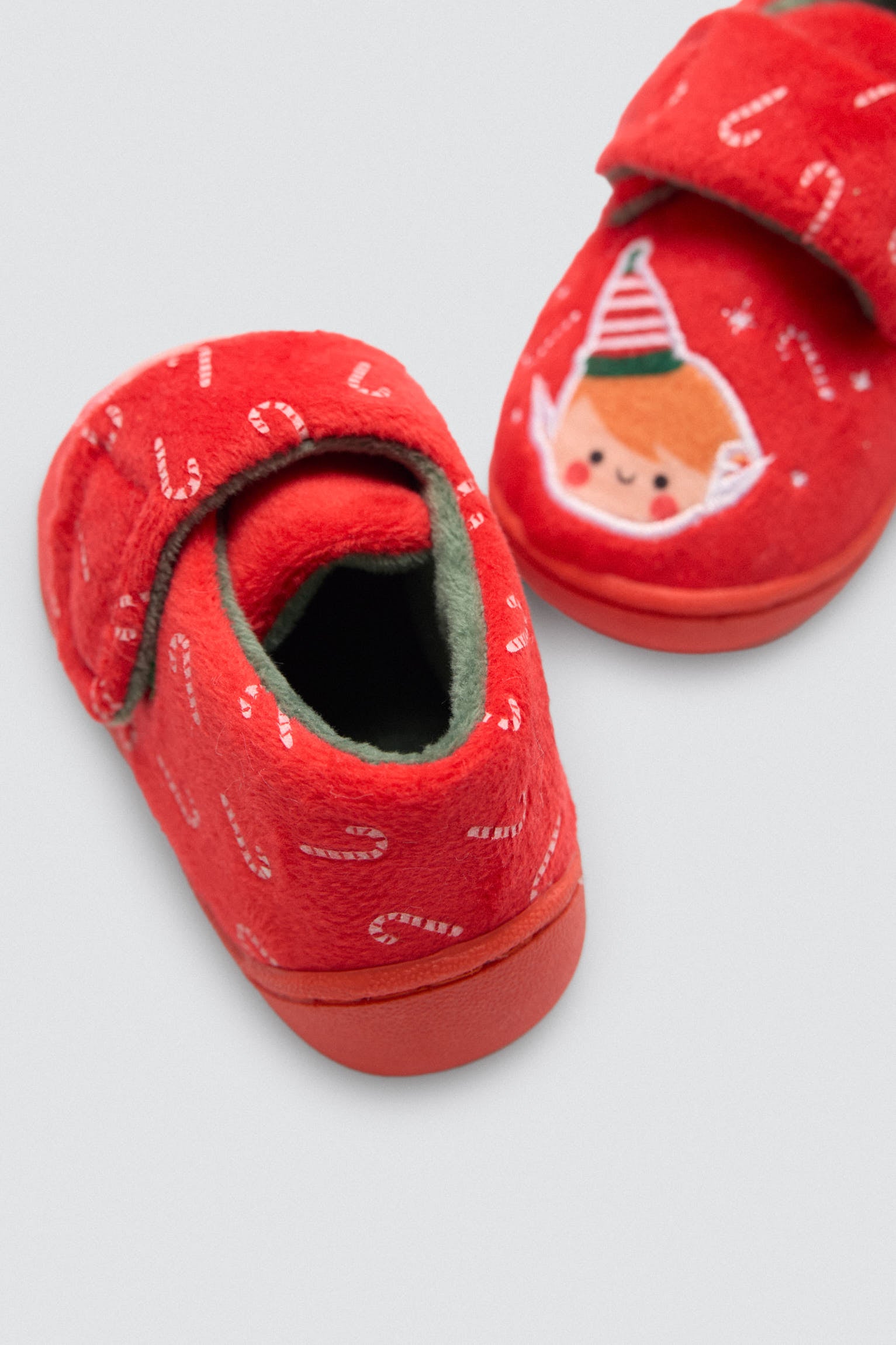 54042-4-zapatillas-casa-bebe-navidad-ysabel-mora