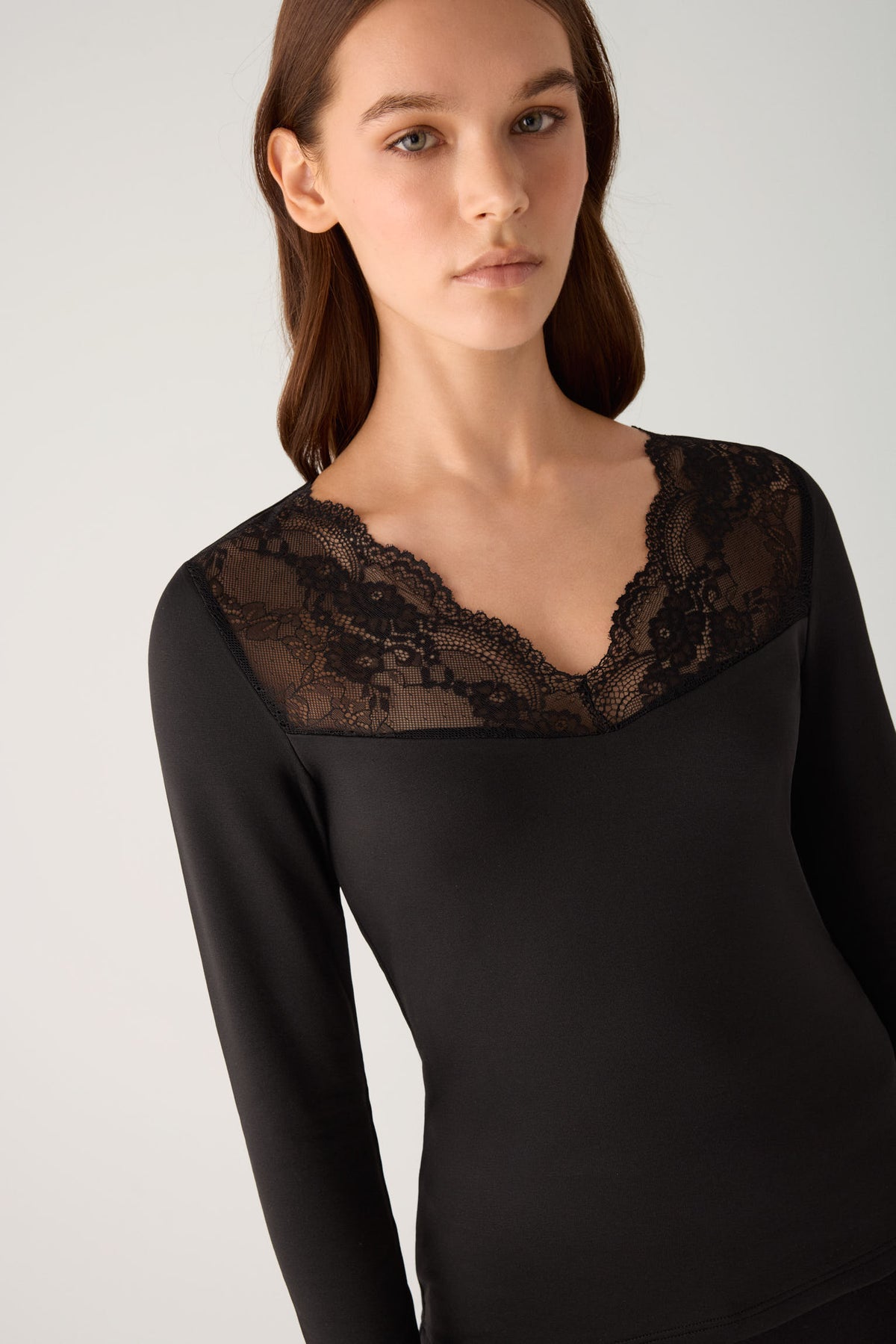 T-shirt à manches longues et col en V pour femme THERMAL avec dentelle noire