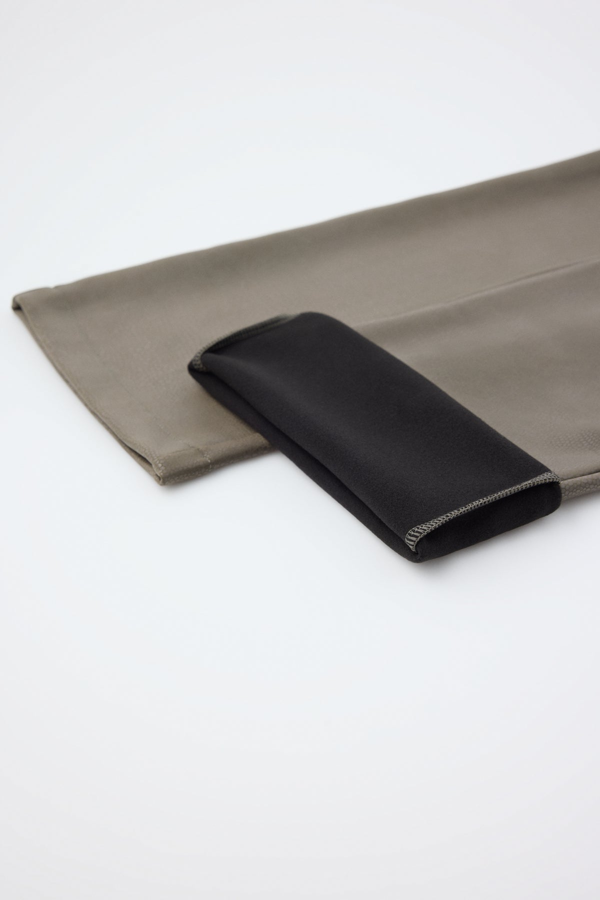 THERMIQUE pantalon évasé push-up effet cuir vert olive