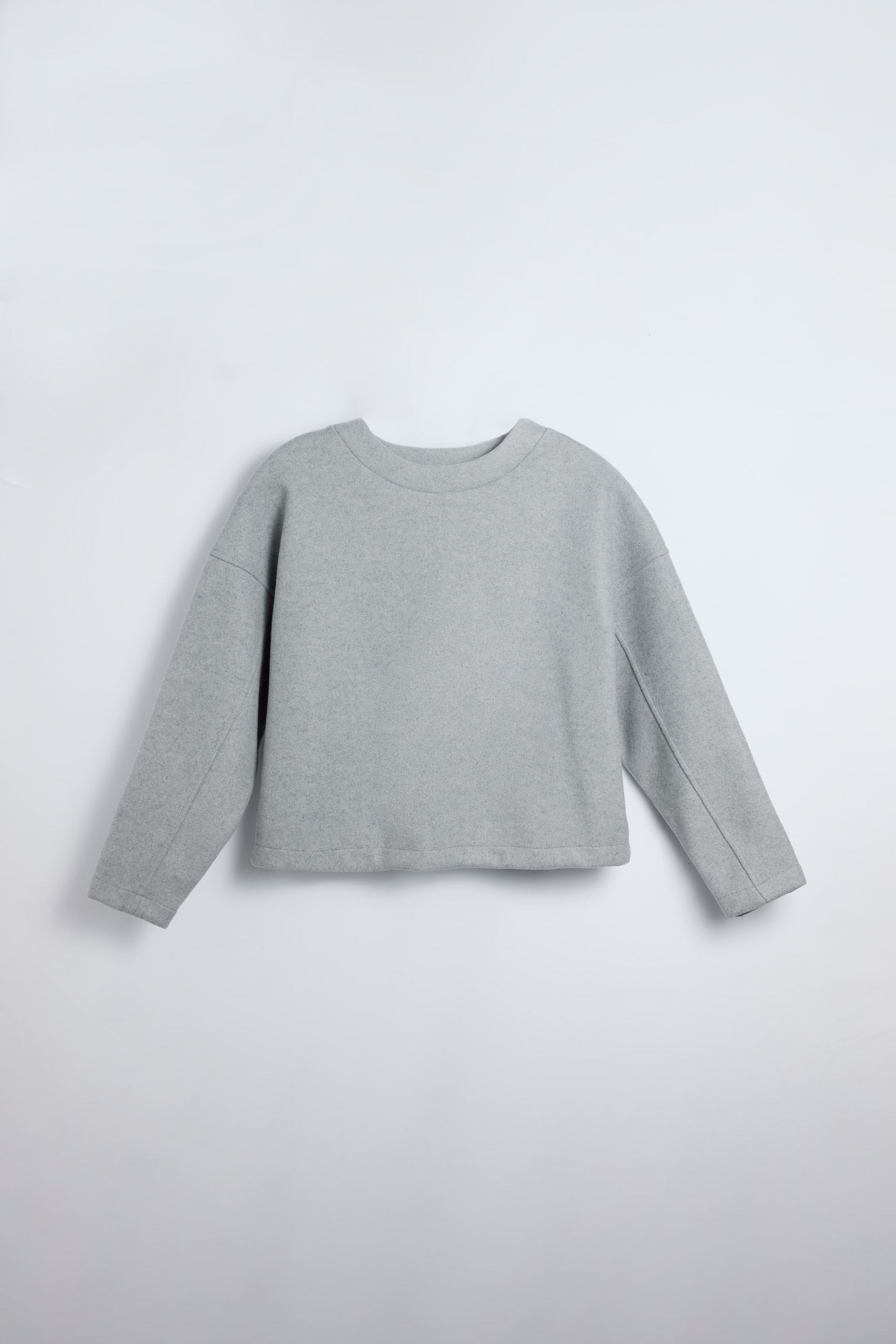 70663-7-jersey-calido-estructura-cuello-redondo-gris