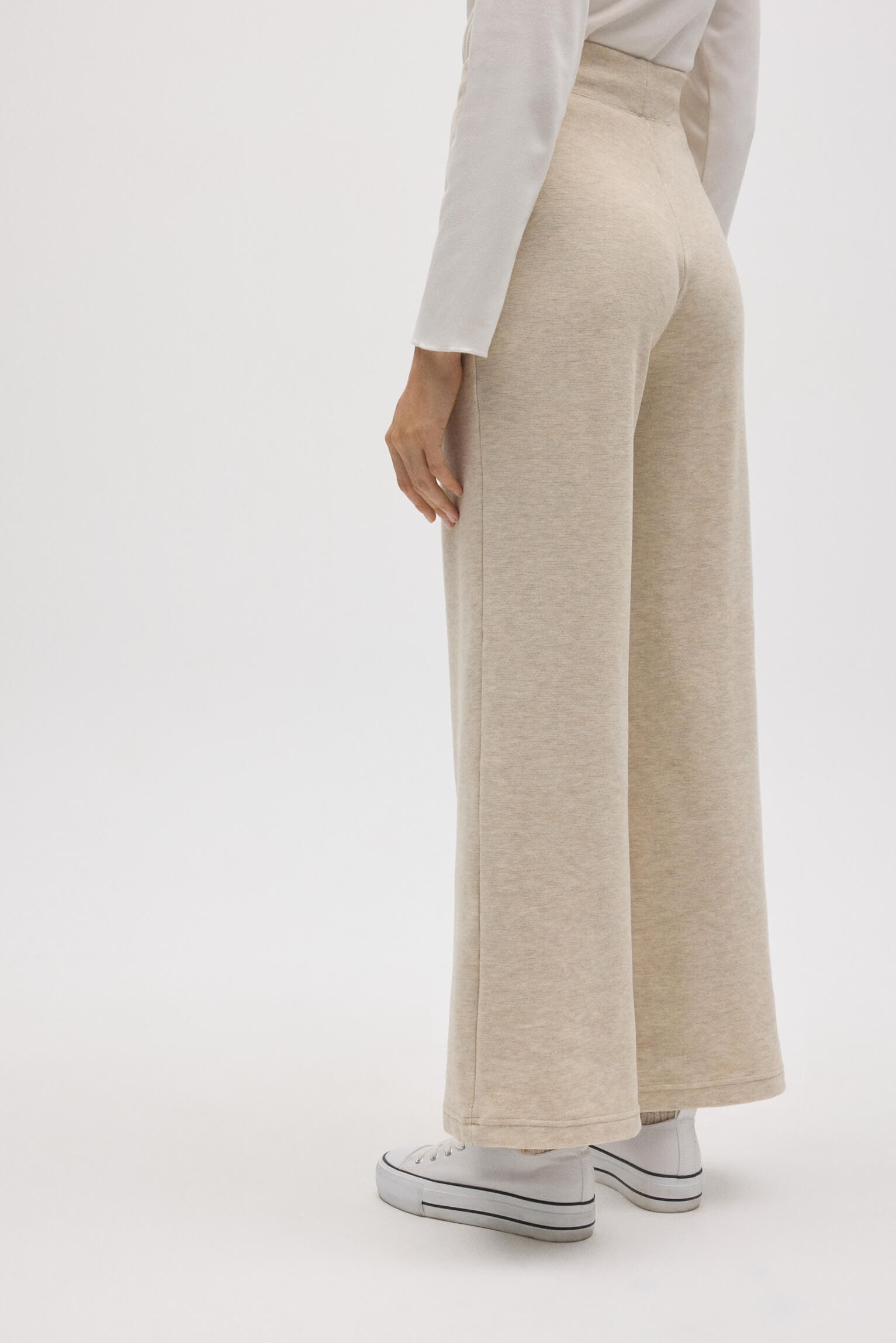 70672-2-pantalon-extra-comodo-recto-marfil