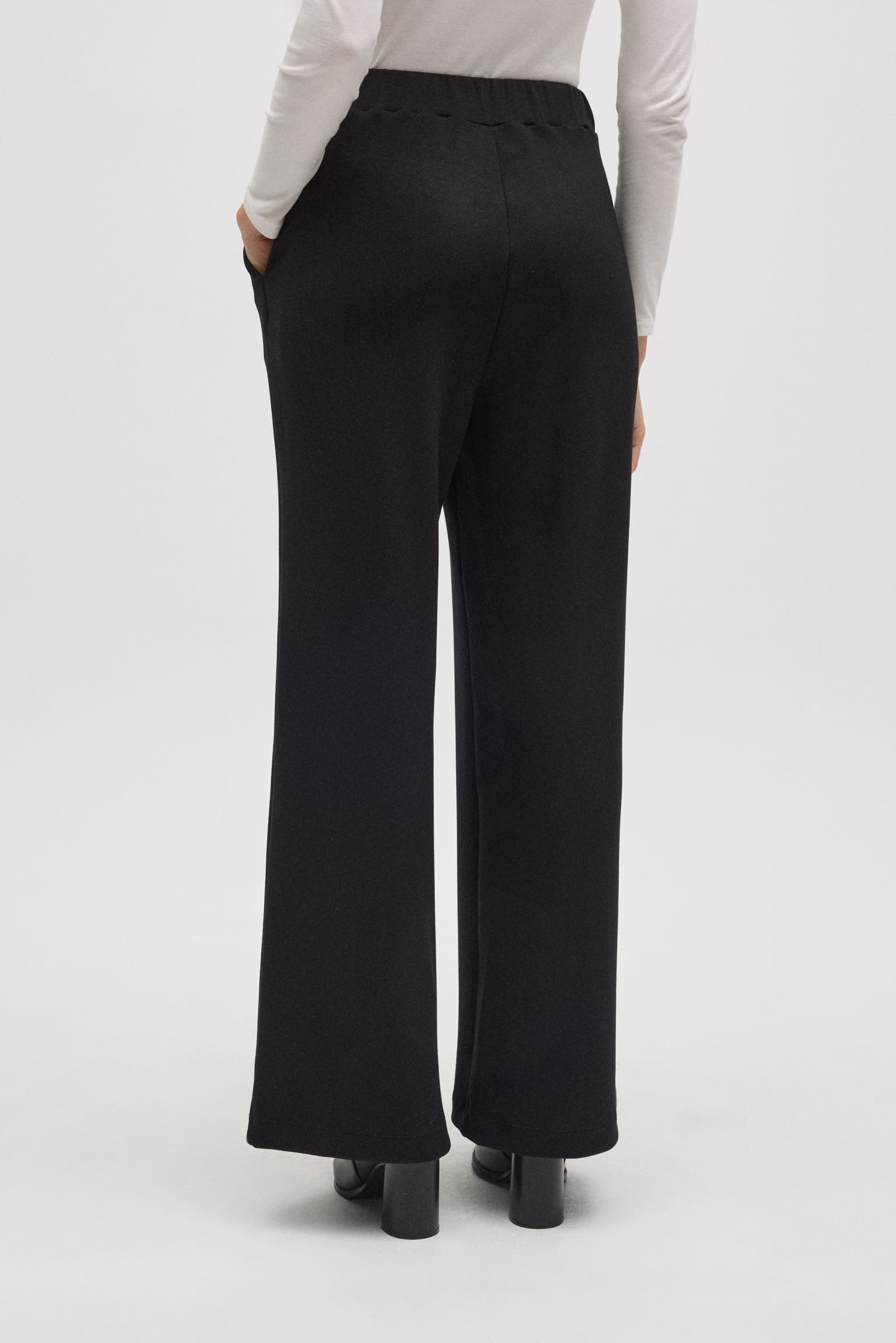 70676-2-pantalon-recto-fluido-negro