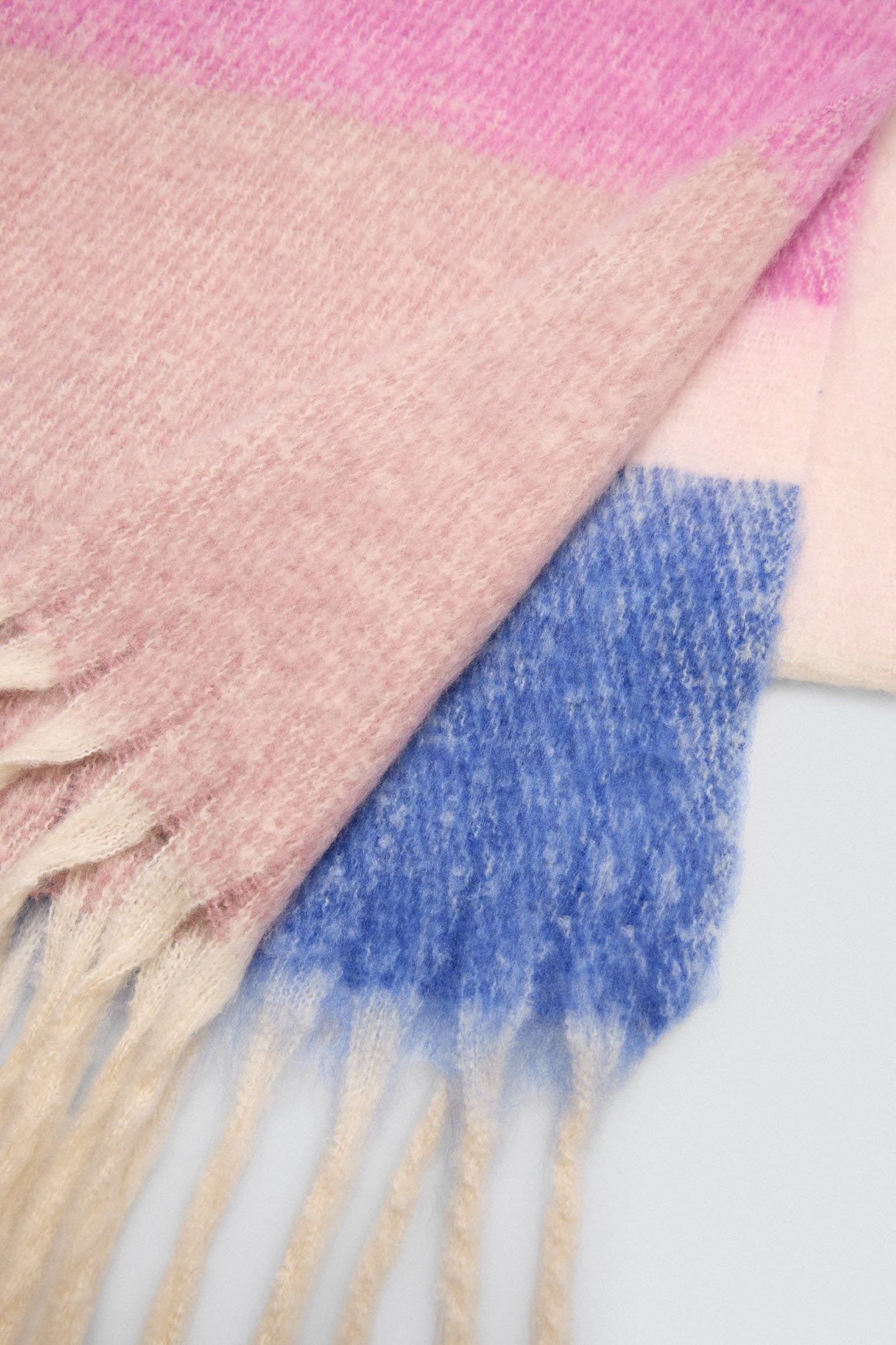 70701-4-bufanda-rayas-rosa