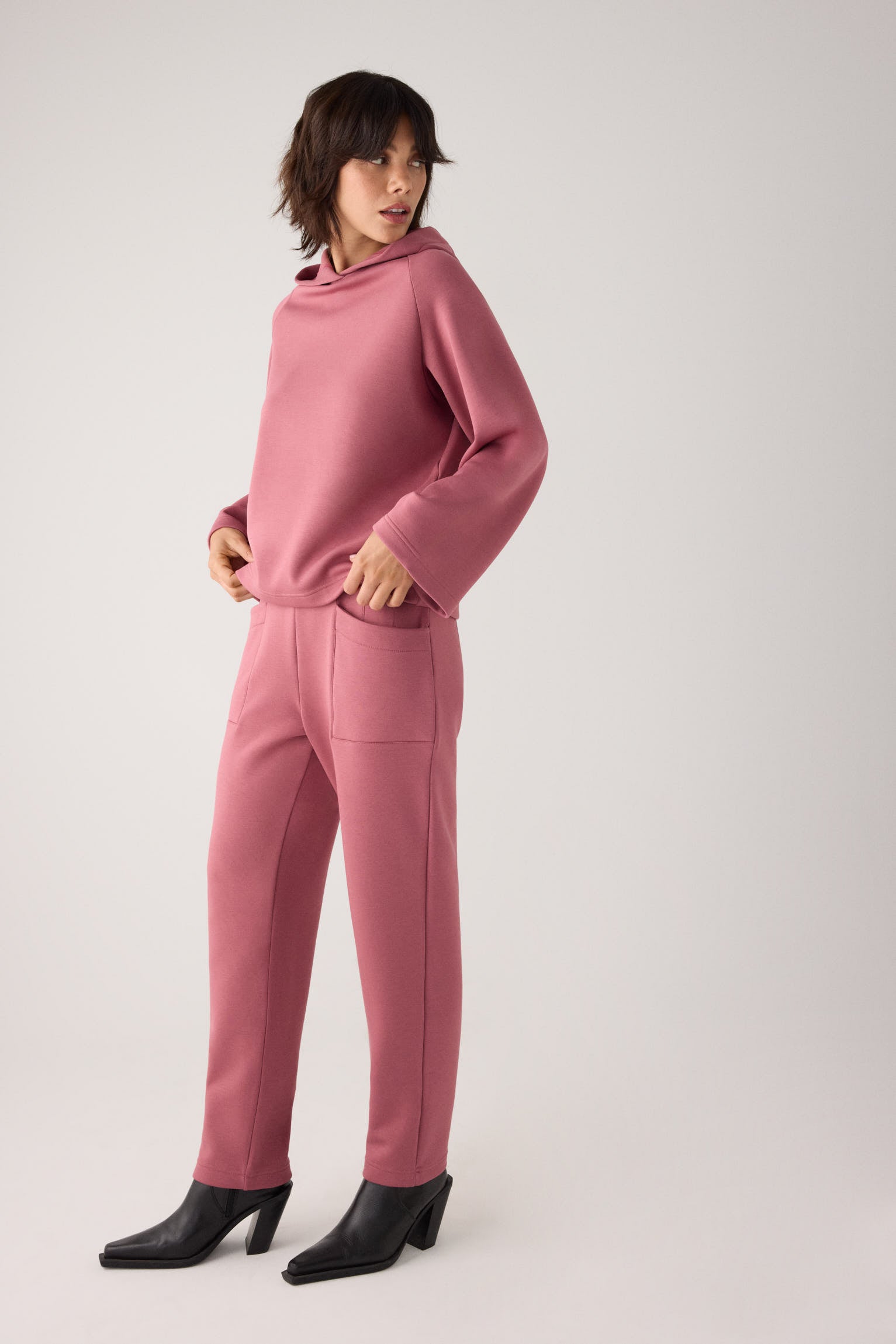 70740-nocturne-rose-sudadera-afelpada-capucha-manga-raglan-rosa