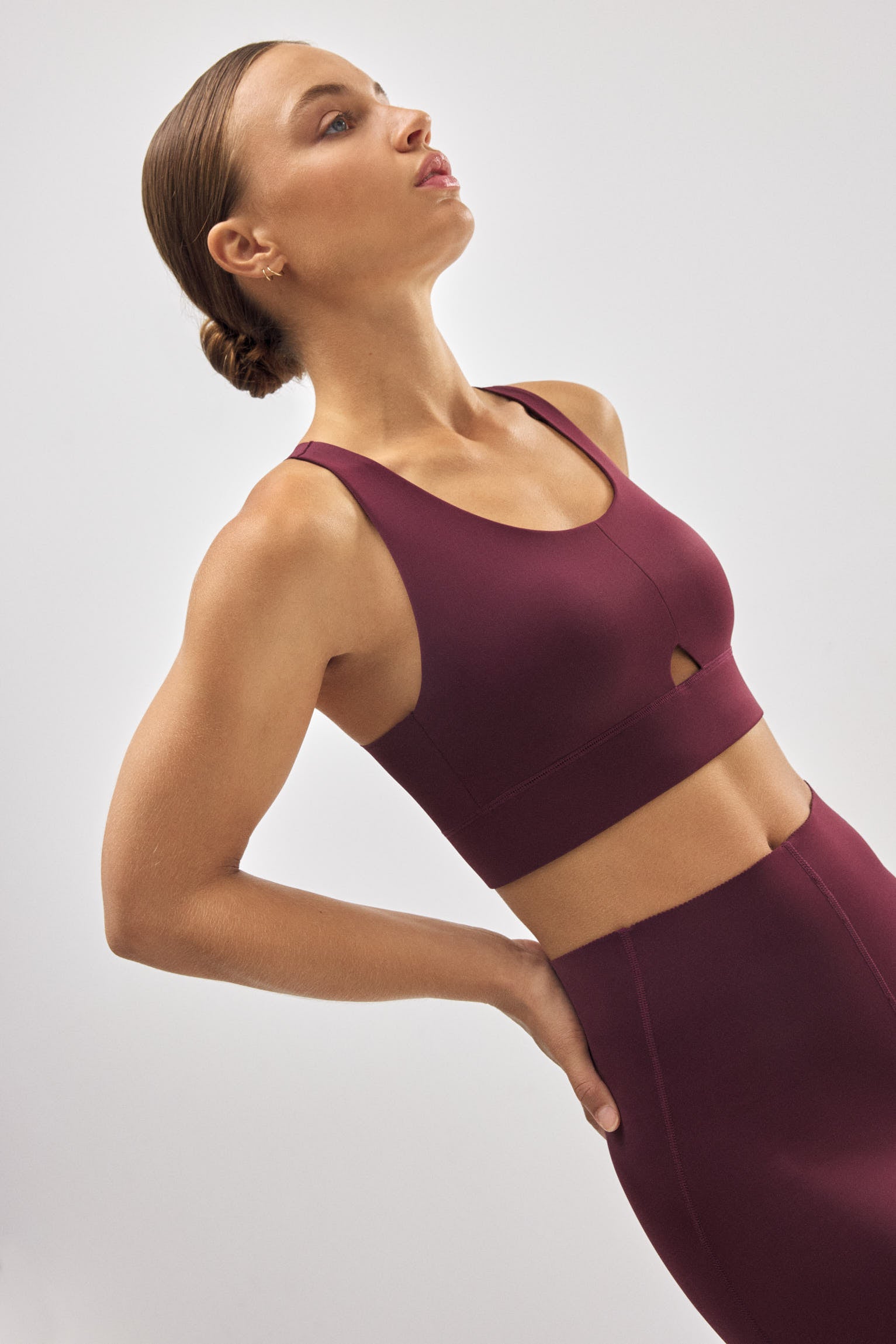 70906-3-sujetador-deportivo-compressive-burdeos