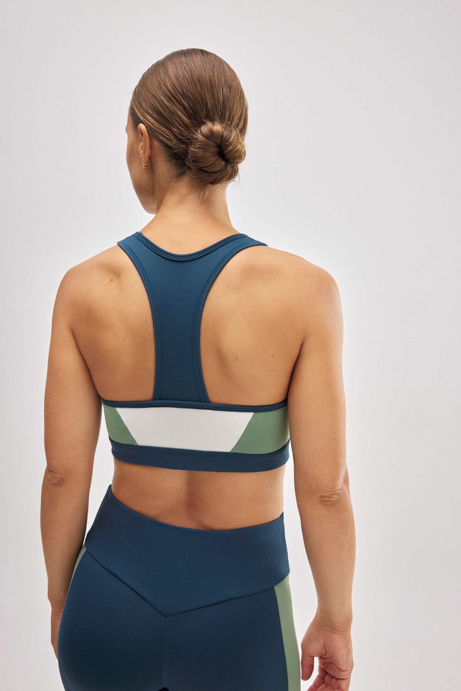 70927-2-sujetador-deportivo-color-block-con-relleno-extraible-azul