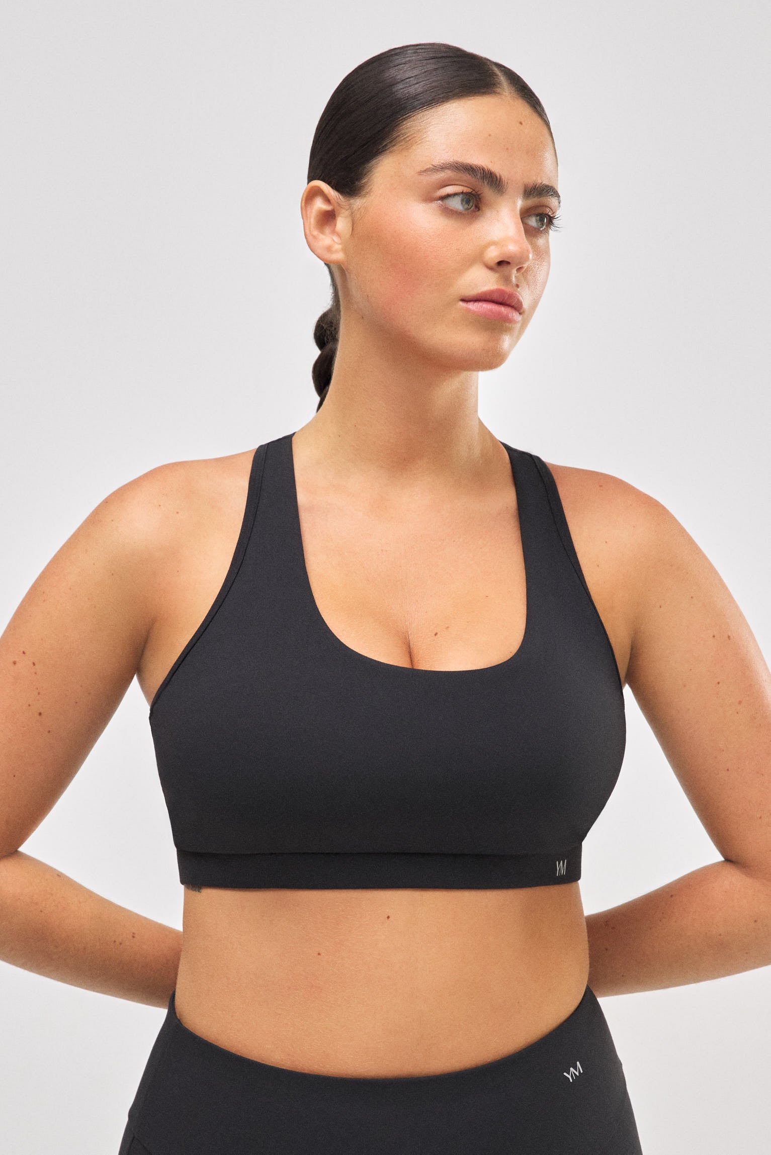 70944-1-sujetador-deportivo-color-block-tacto-algodonero-negro