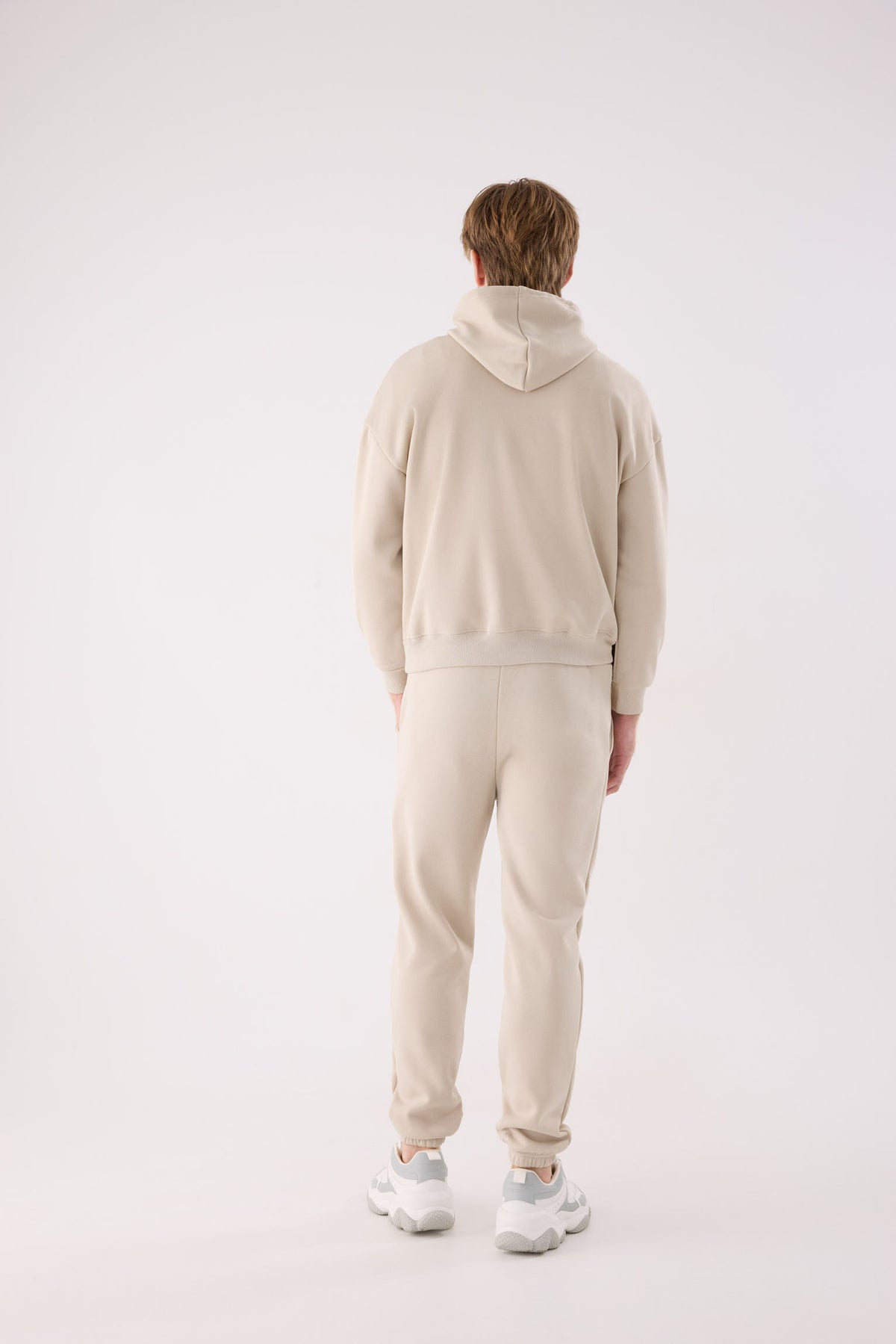 Sweat à capuche sport homme beige molletonné