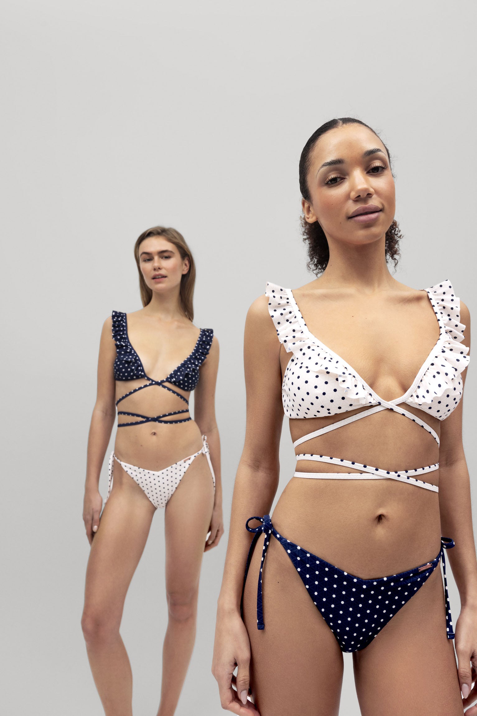 Haut de maillot de bain triangle blanc à pois