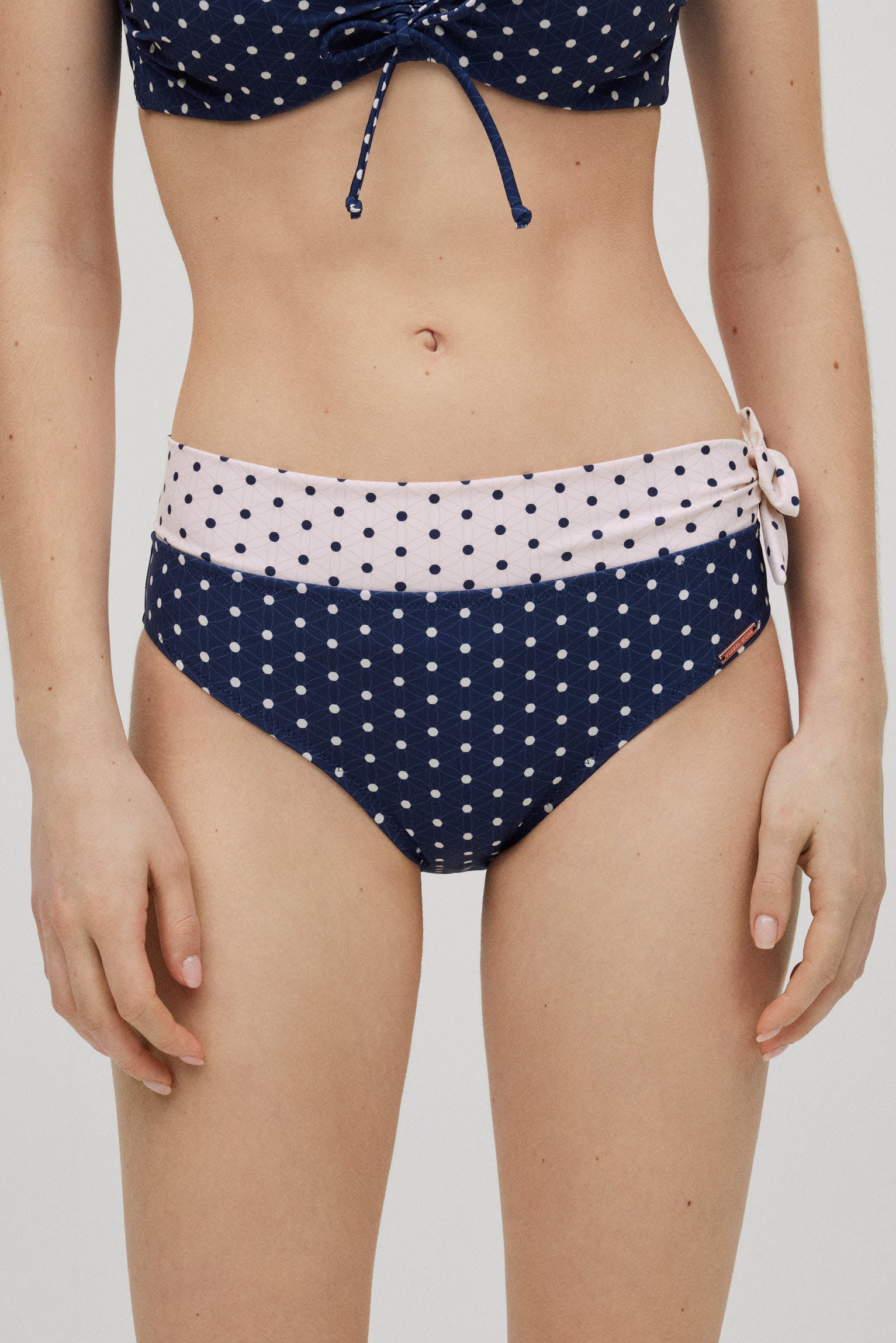 82893-1-braga-bikini-mujer-ysabel-mora-marino