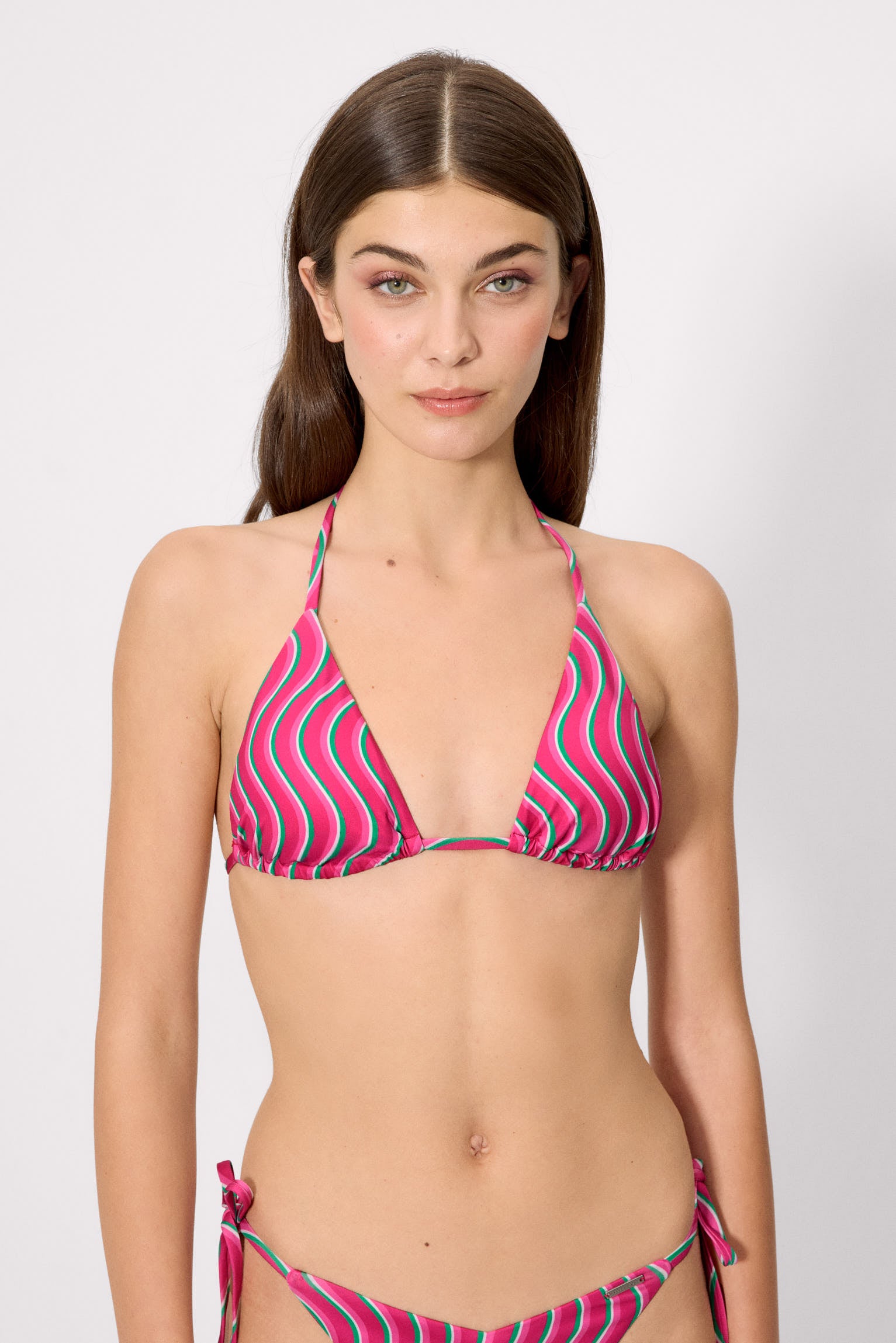 83173-único-top-bikini-mujer-triangulo-estampado-ondas-copa-b-mujer-ysabel-mora
