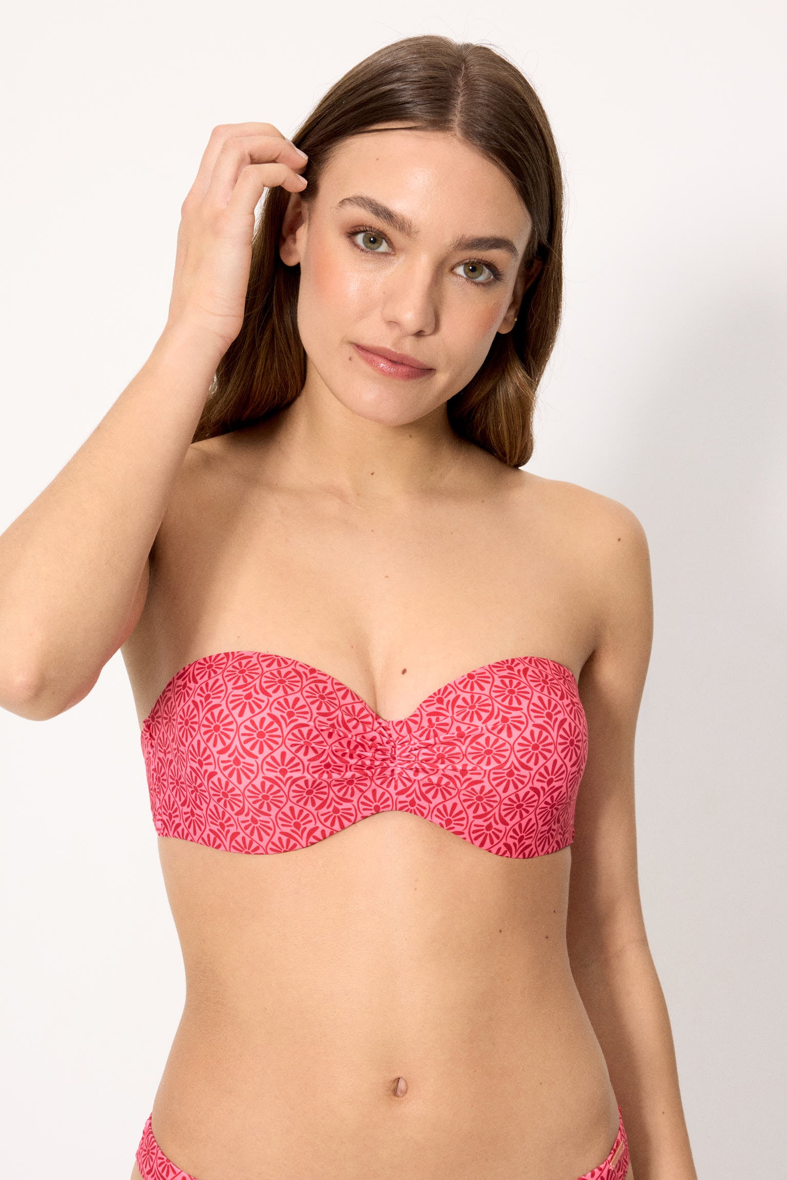 Haut de bikini bandeau push-up à fleurs roses et rouges, bonnet B