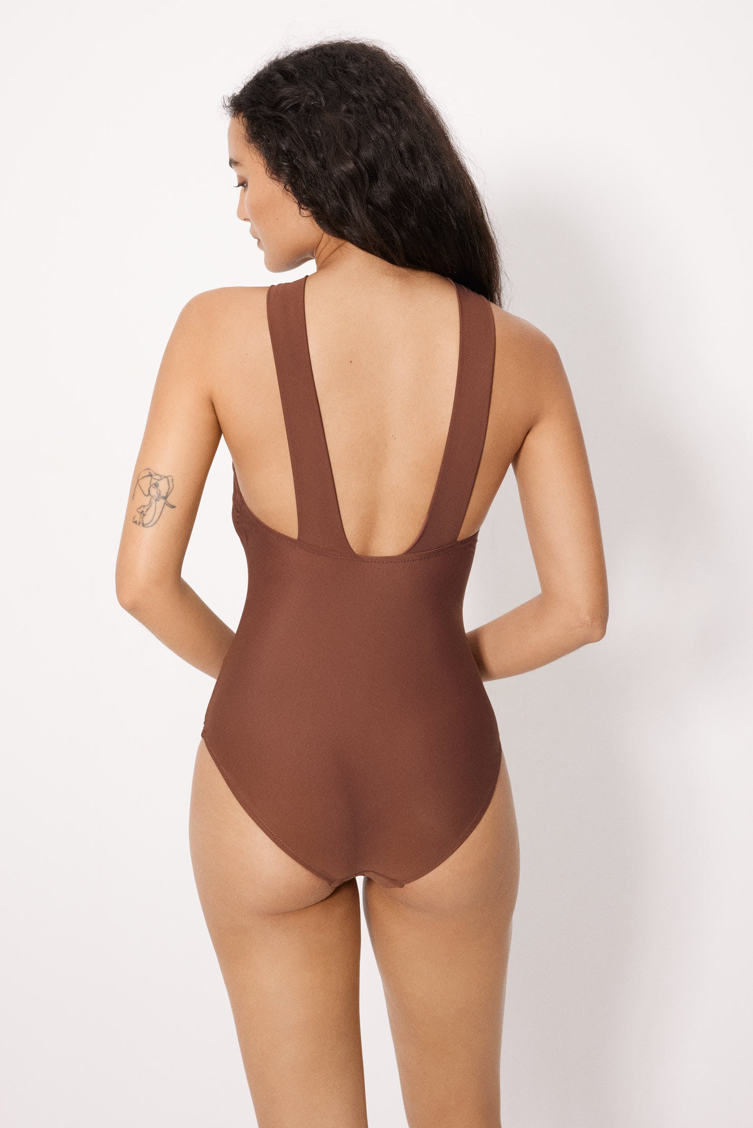 Maillot de bain amincissant marron, bonnet B