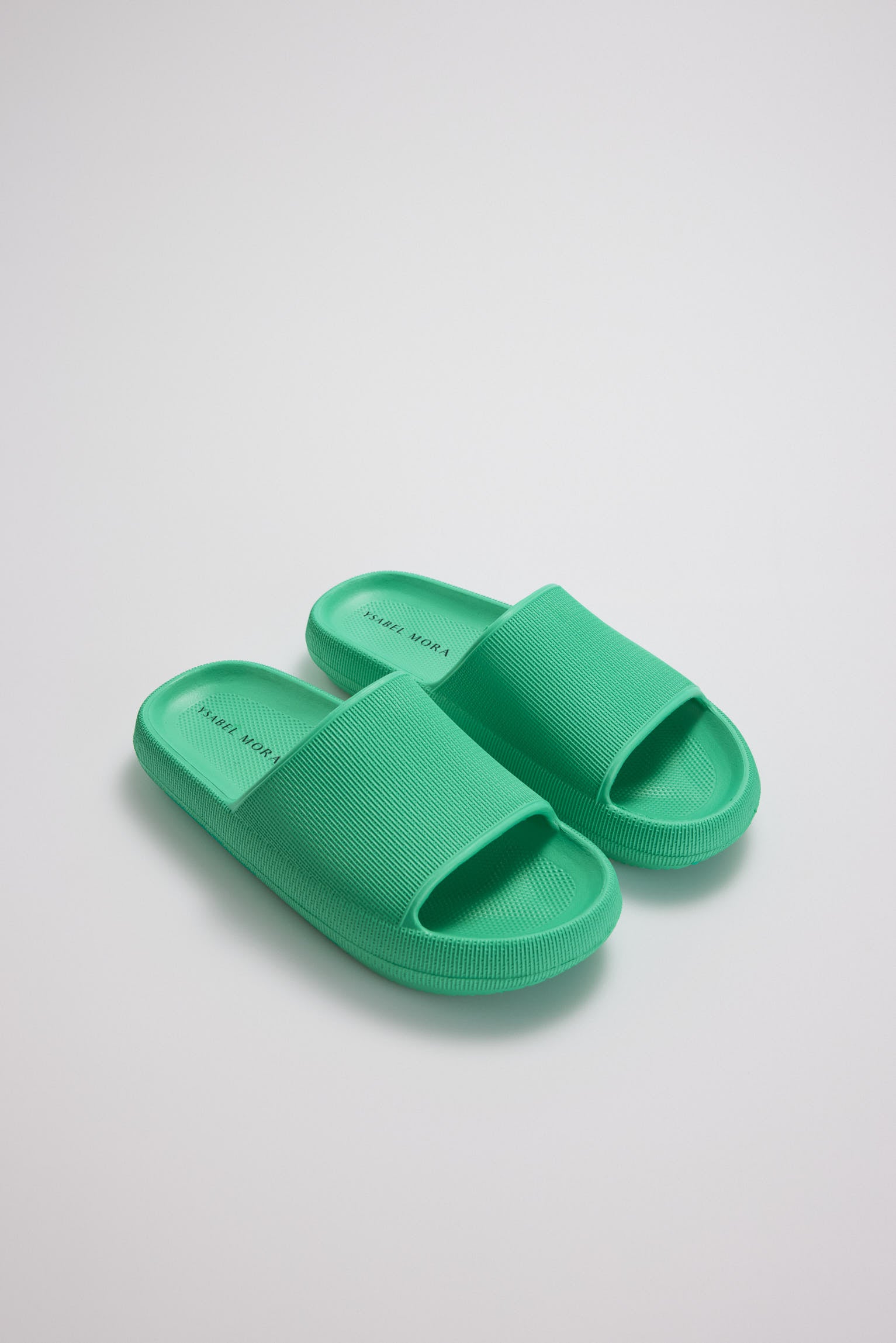 86086-1-chanclas-palas-mujer-ysabel-mora-verde