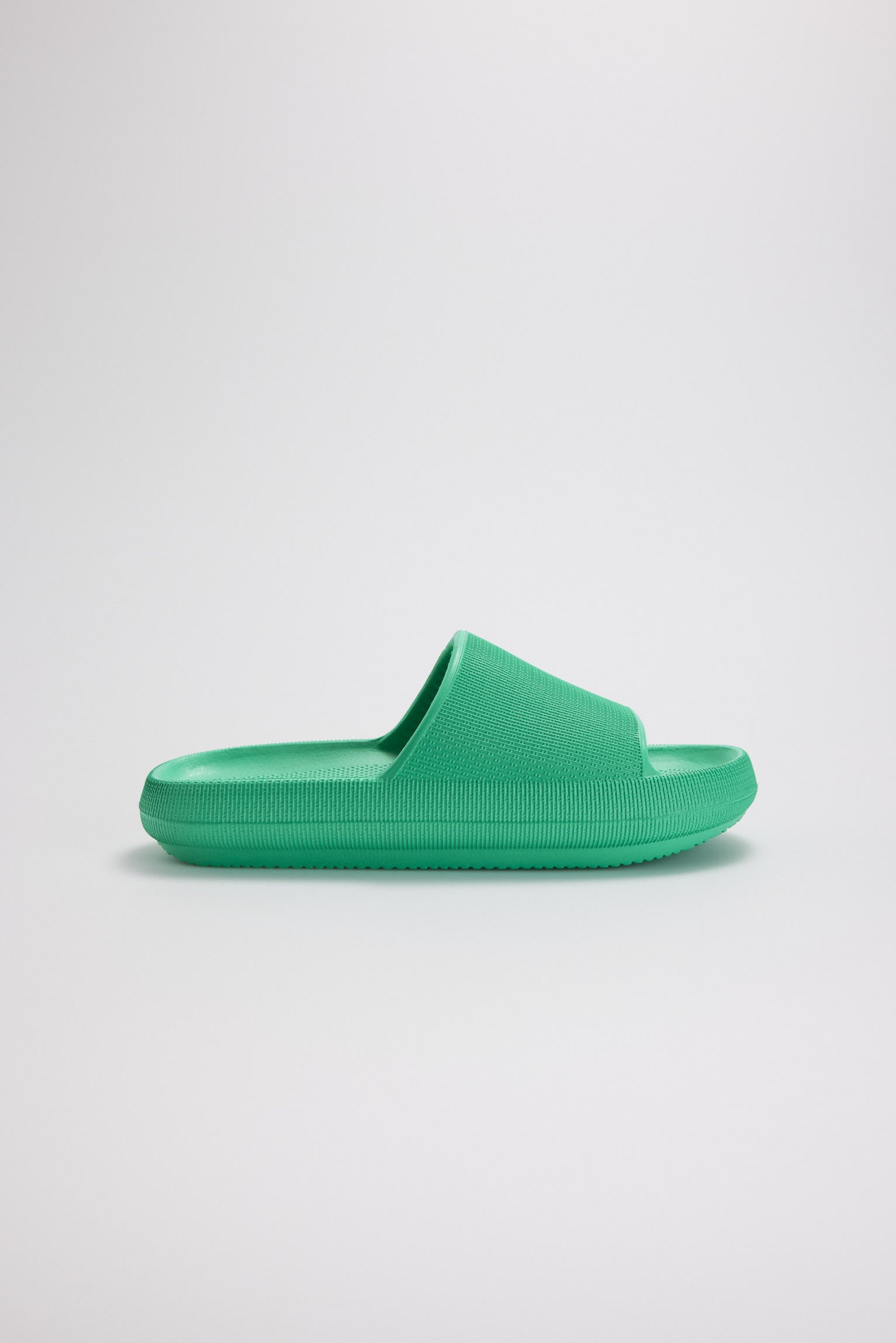 86086-1-chanclas-palas-mujer-ysabel-mora-verde