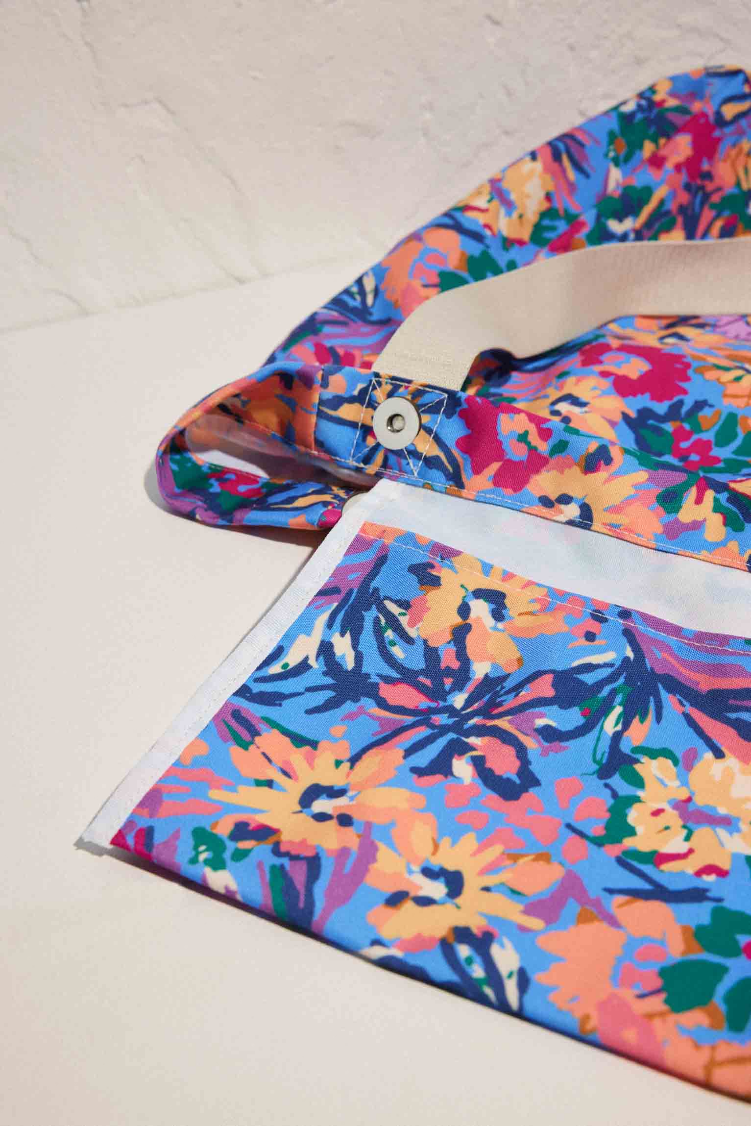 Bolso de playa con estampado floral y cierre magnético - Ysabel Mora