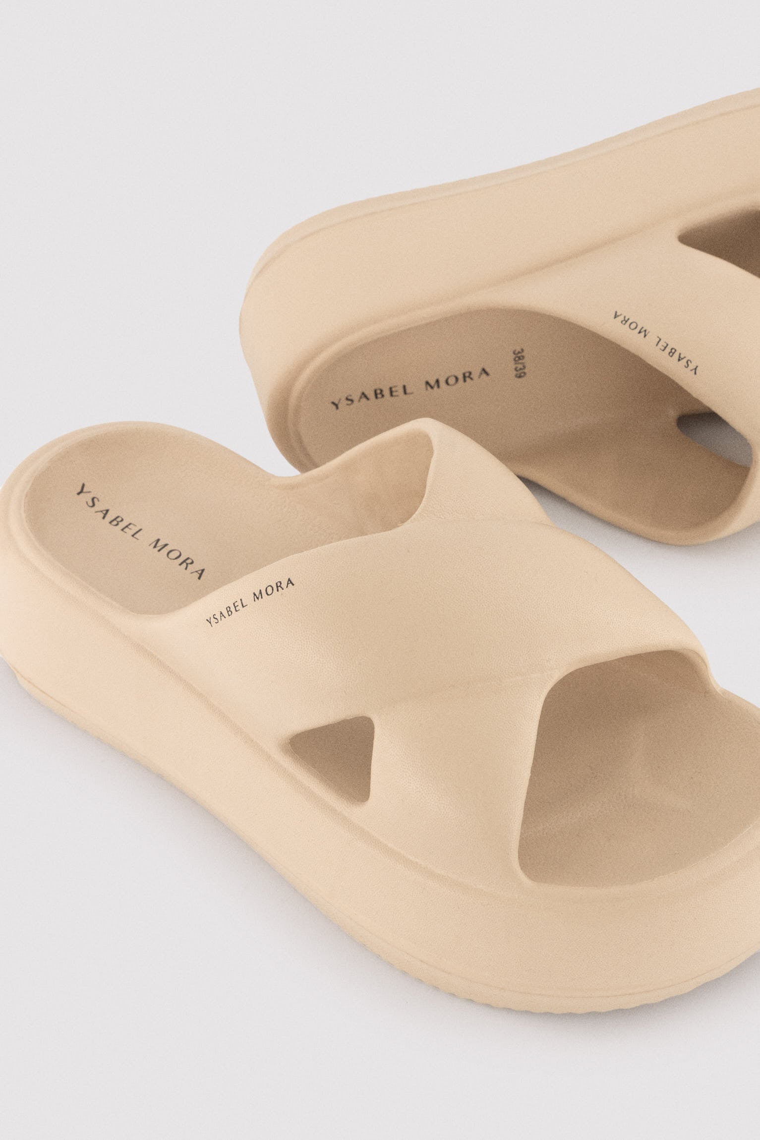 86287-sand-brown-chanclas-de-playa-con-plataforma-antideslizantes-ligeras-extra-comfort-beige-ysabel-mora