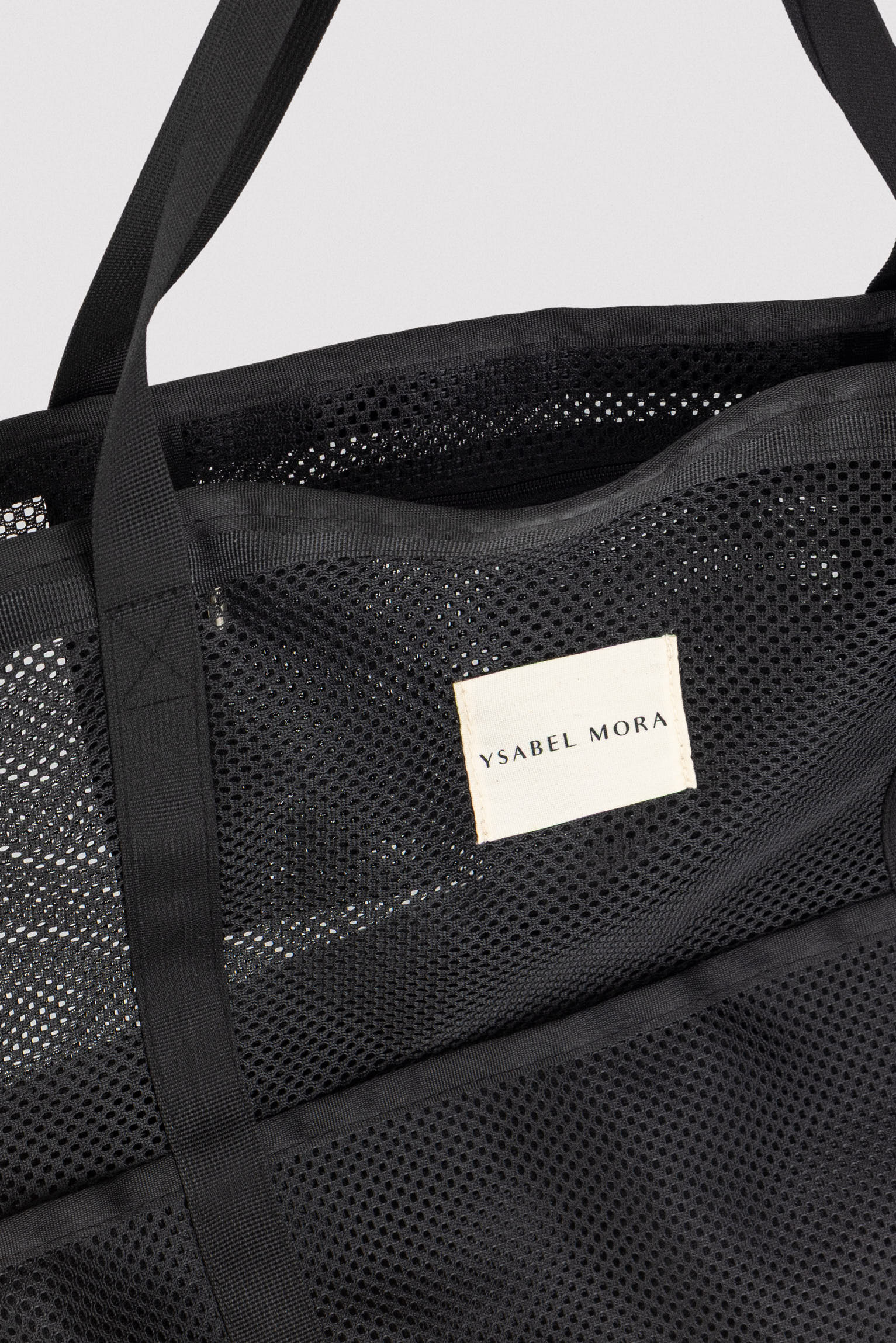 86292-negro-bolsa-de-playa-calada-negra-ysabel-mora