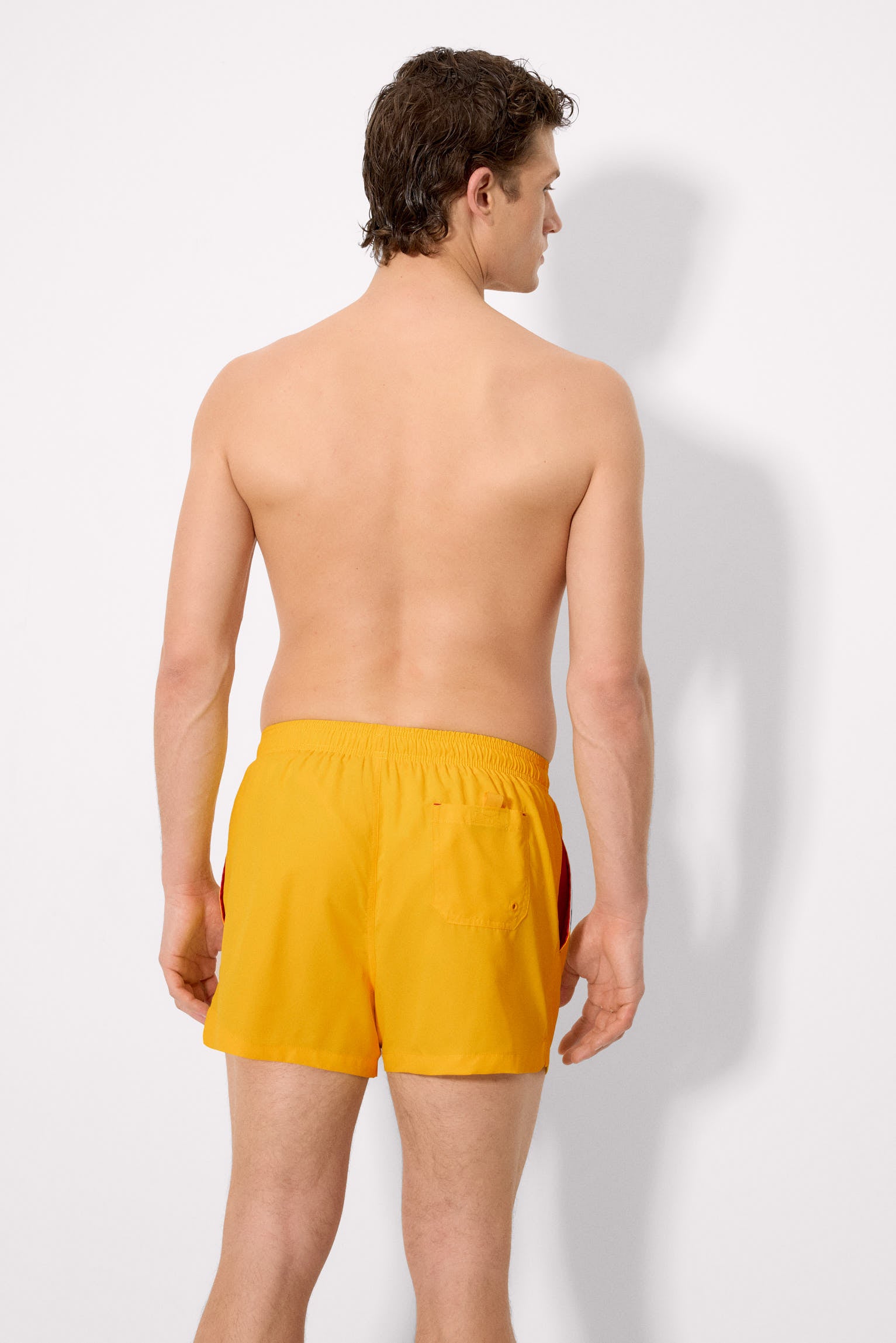 Bañador corto básico amarillo Sockarrats - Ysabel Mora